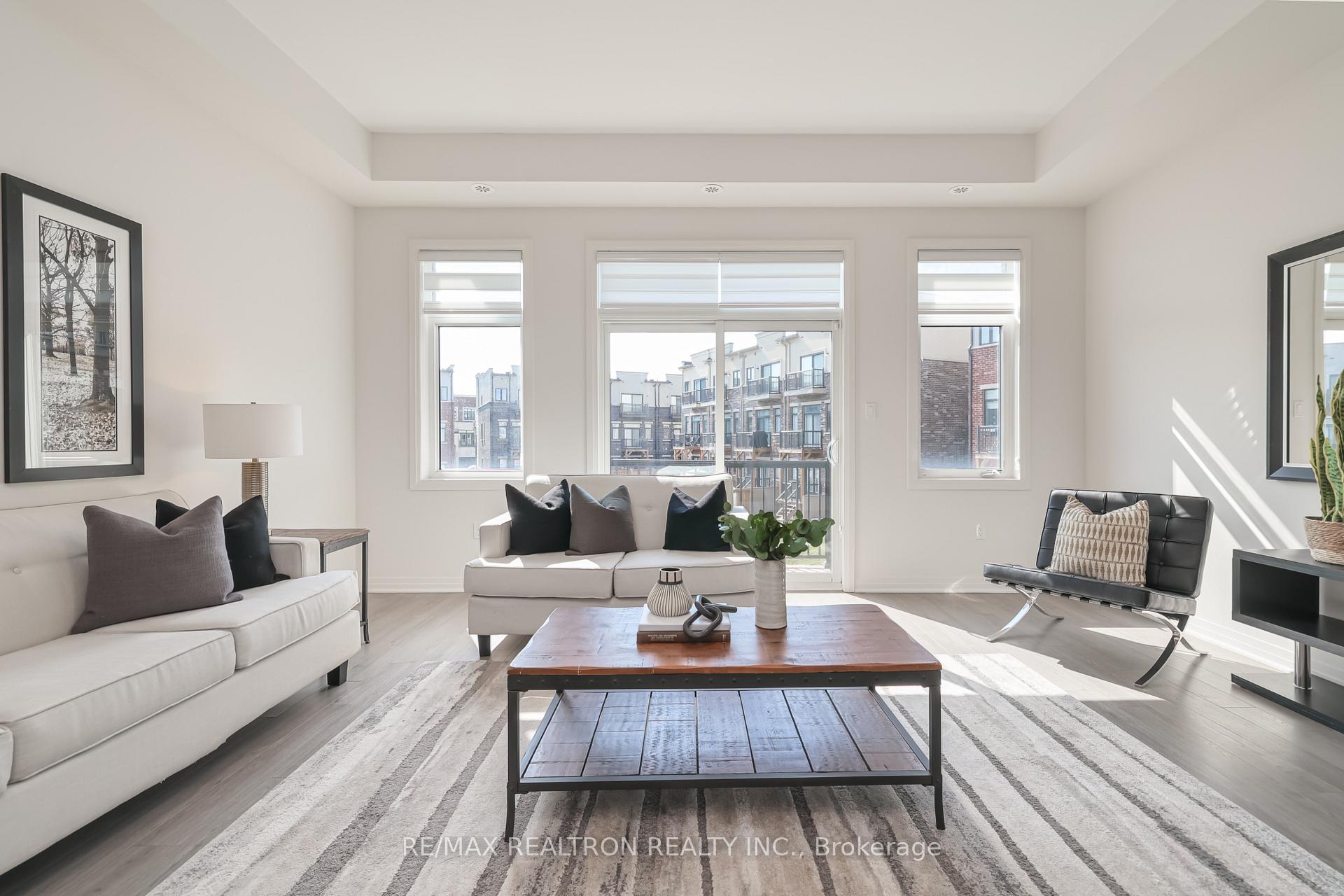 Photo 7 of 252 Thomas Cook Avenue, Vaughan, Patterson — HOMEH