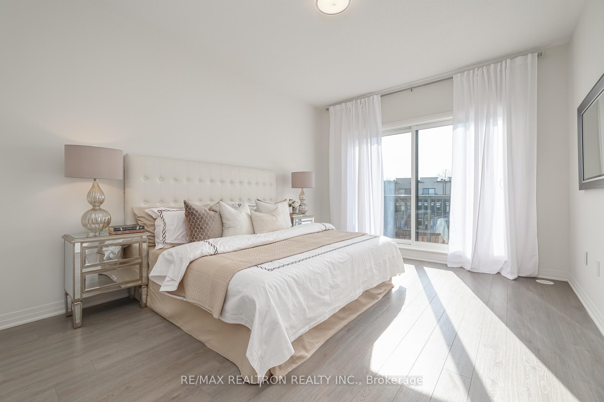 Photo 14 of 252 Thomas Cook Avenue, Vaughan, Patterson — HOMEH
