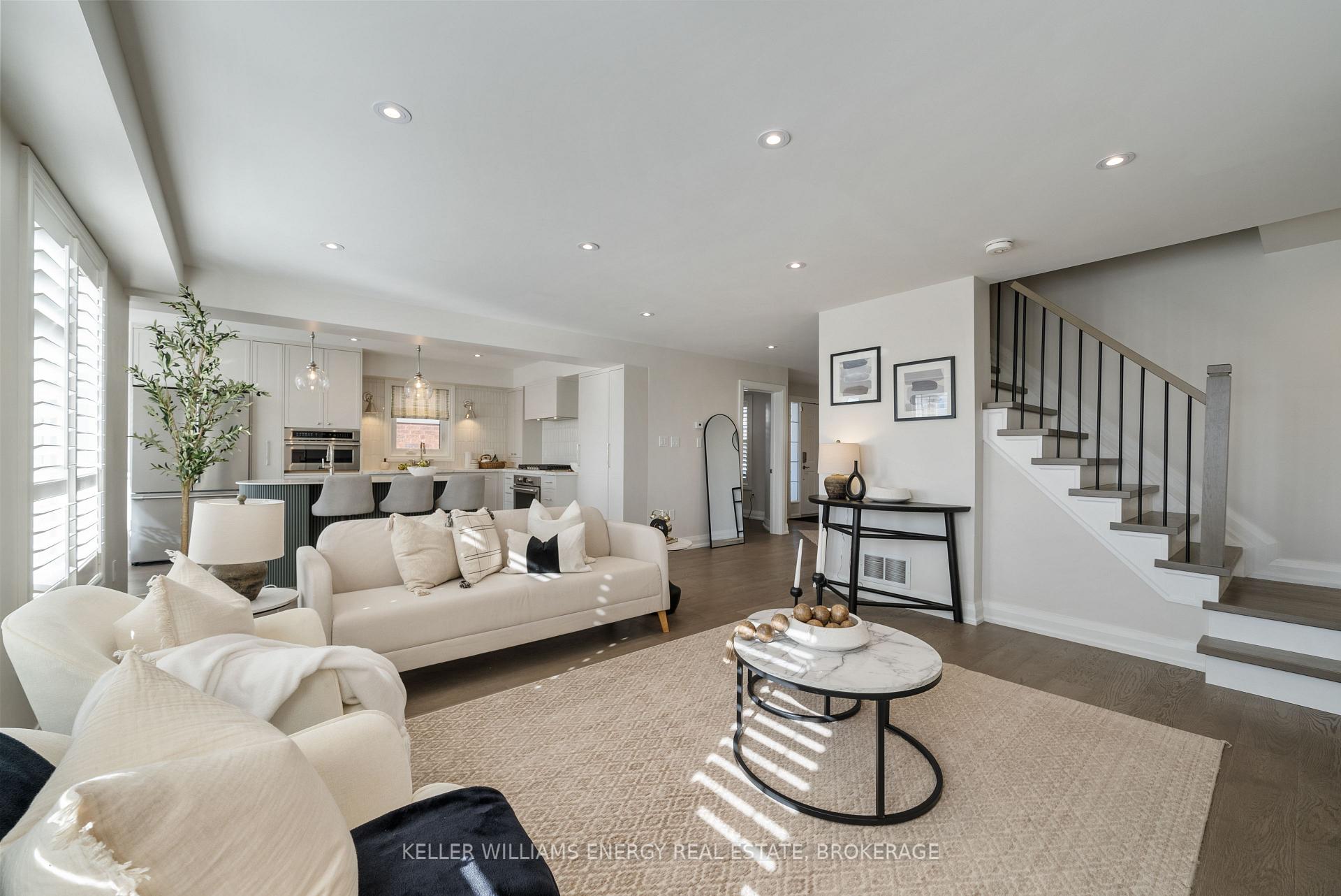 Photo 6 of 903 Coldstream Drive, Oshawa, Taunton — HOMEH