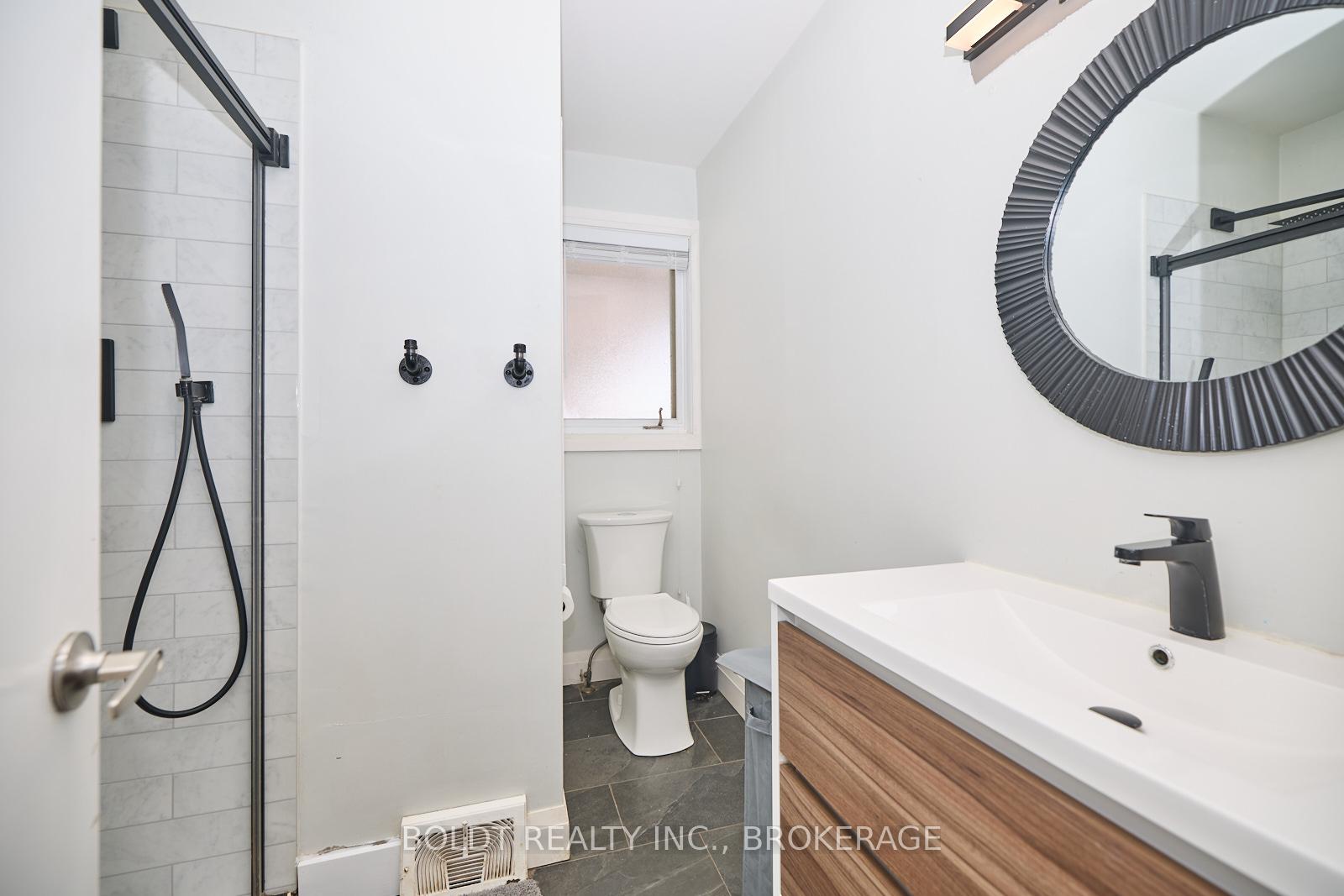 Photo 5 of 31 Spring Garden Boulevard, St. Catharines, Lakeshore — HOMEH