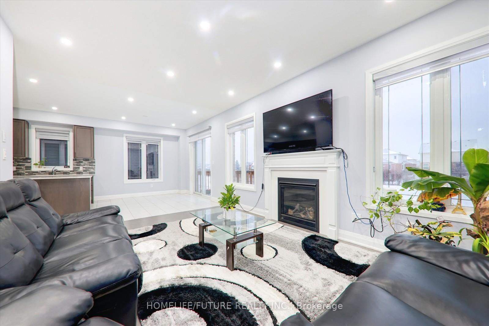 Photo 21 of 526 Askew Court, Oshawa, Taunton — HOMEH