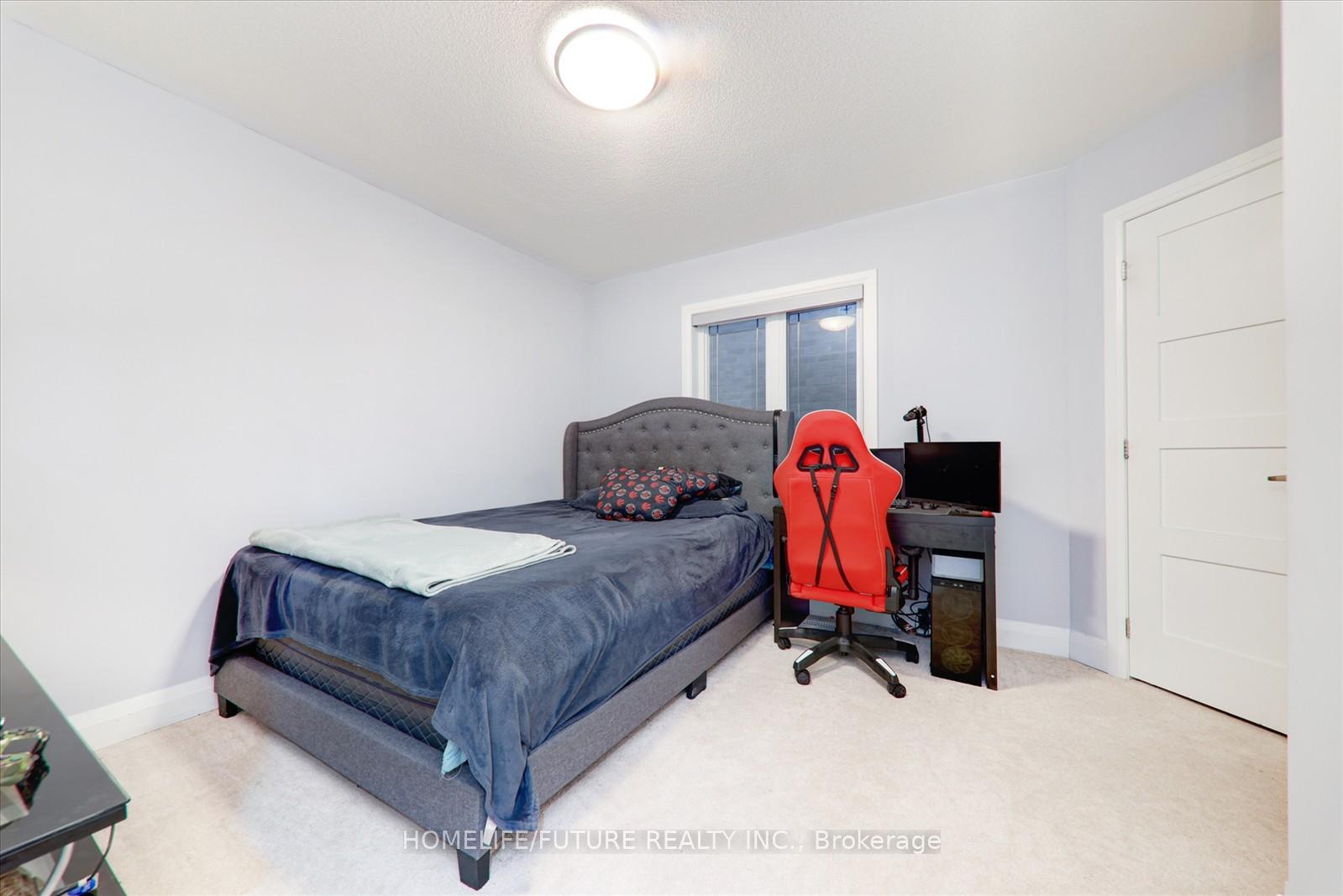 Photo 18 of 526 Askew Court, Oshawa, Taunton — HOMEH