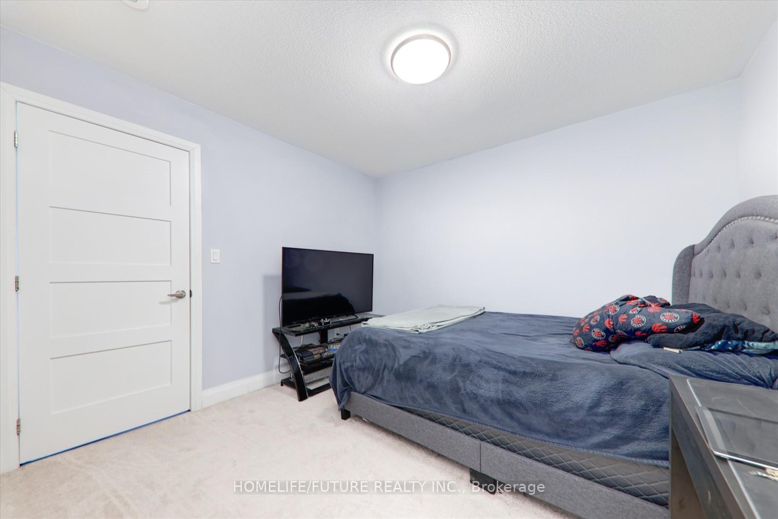 Photo 39 of 526 Askew Court, Oshawa, Taunton — HOMEH