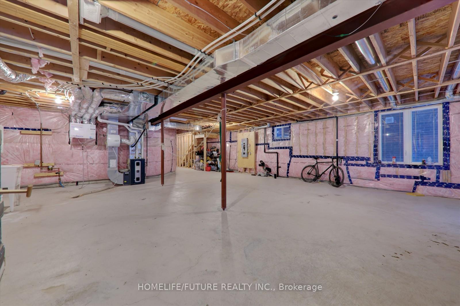 Photo 28 of 526 Askew Court, Oshawa, Taunton — HOMEH