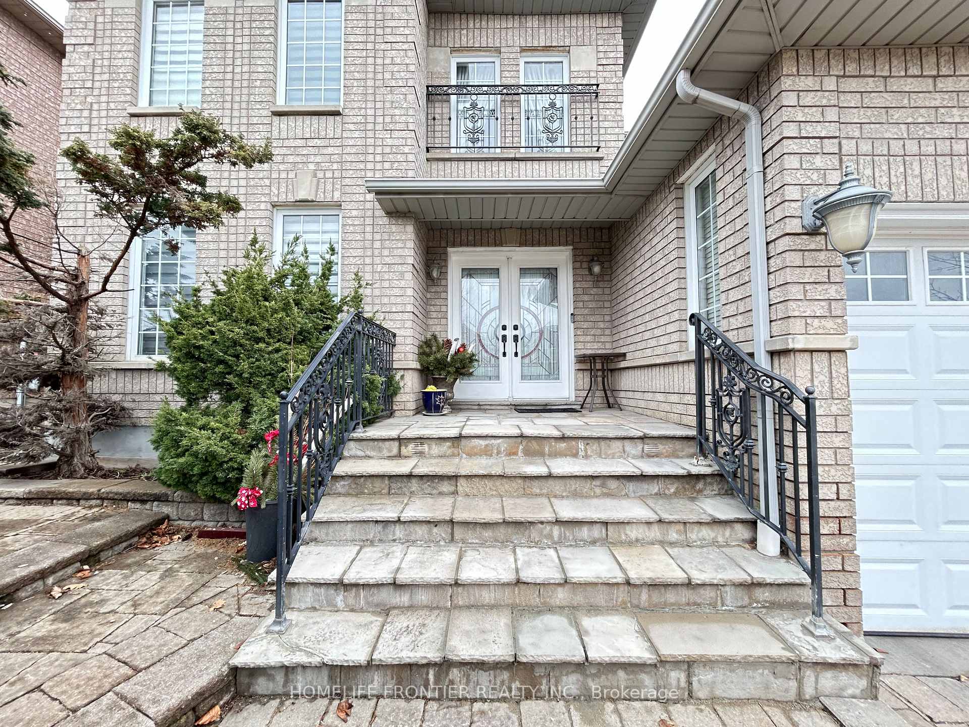 Photo 3 of 180 St. Michele Place, Vaughan, Islington Woods — HOMEH