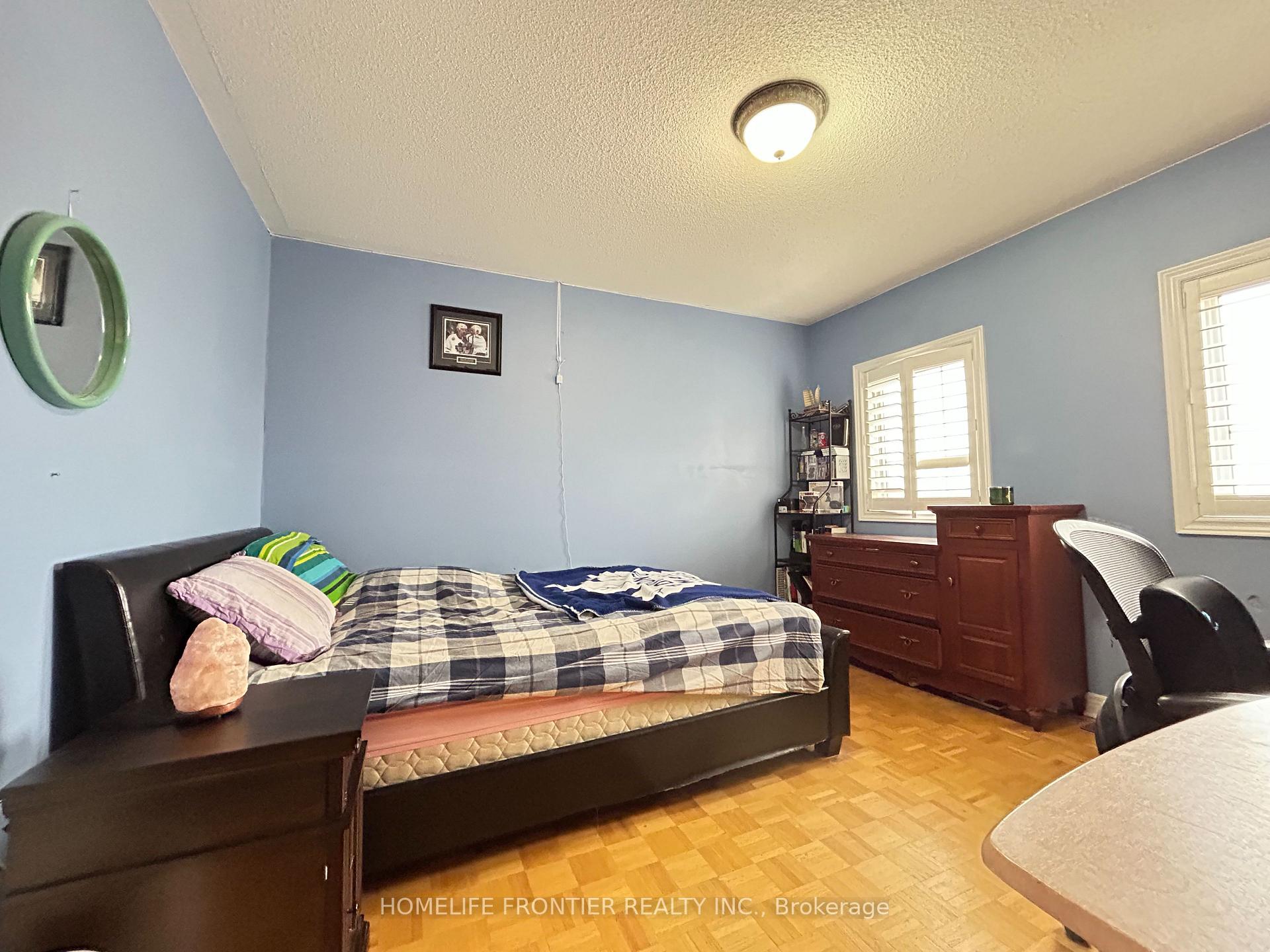 Photo 17 of 180 St. Michele Place, Vaughan, Islington Woods — HOMEH