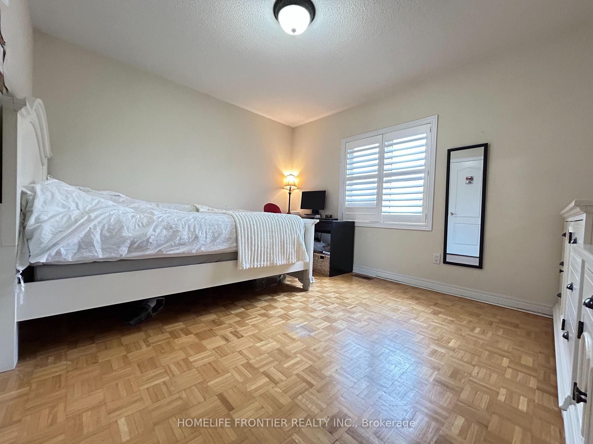 Photo 32 of 180 St. Michele Place, Vaughan, Islington Woods — HOMEH