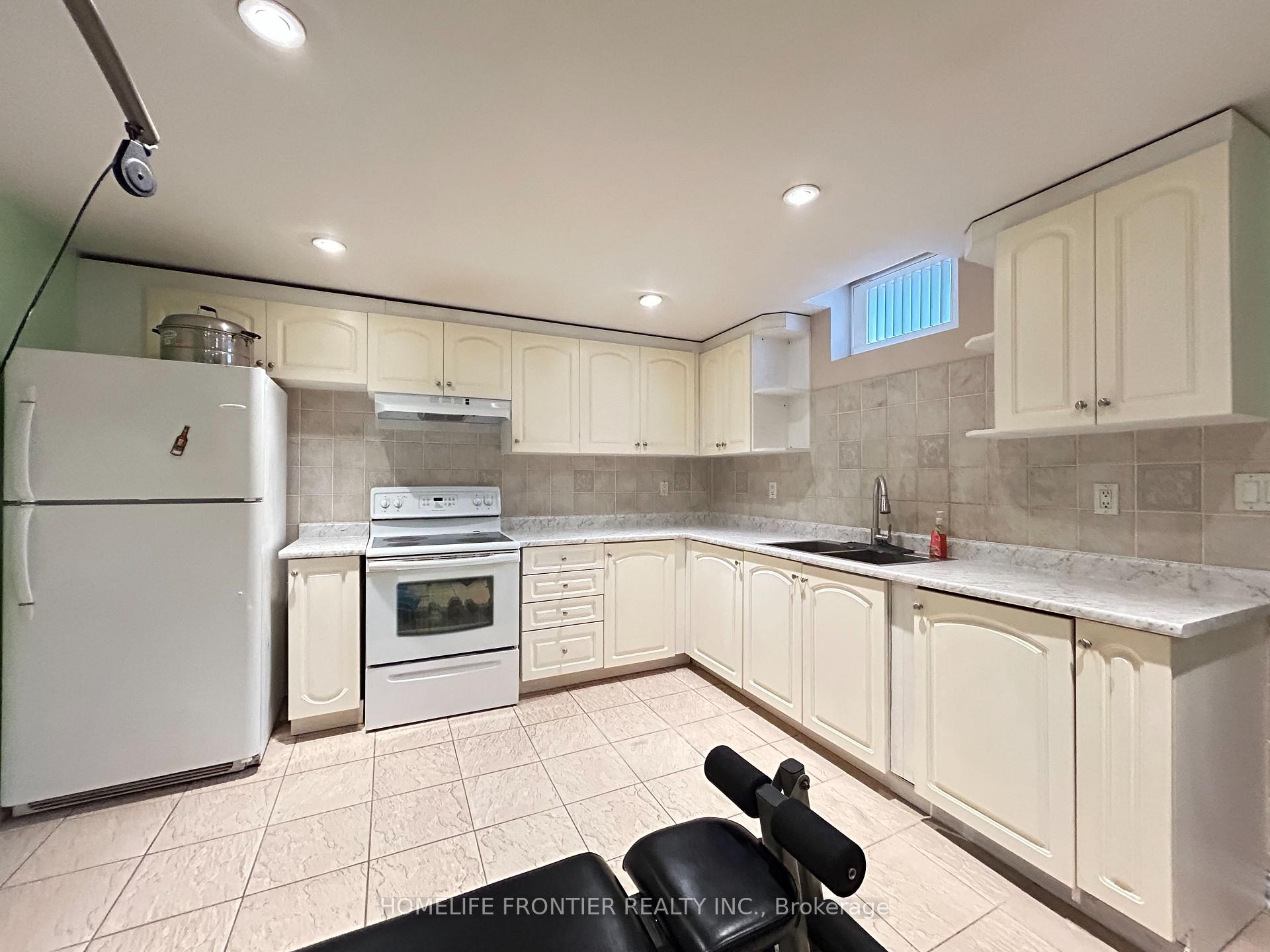 Photo 34 of 180 St. Michele Place, Vaughan, Islington Woods — HOMEH