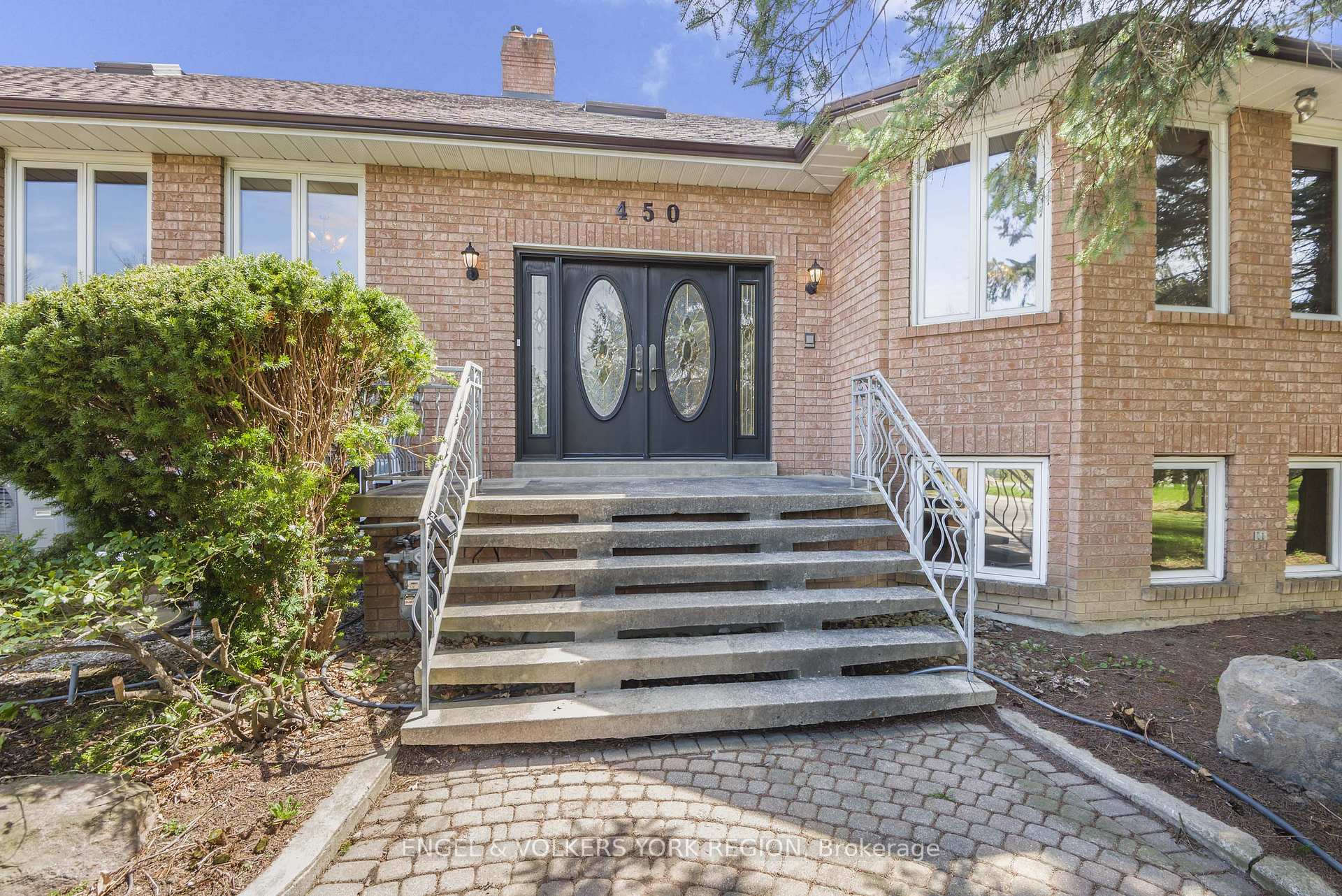 Photo 2 of 450 Stephanie Boulevard, Vaughan, Kleinburg — HOMEH