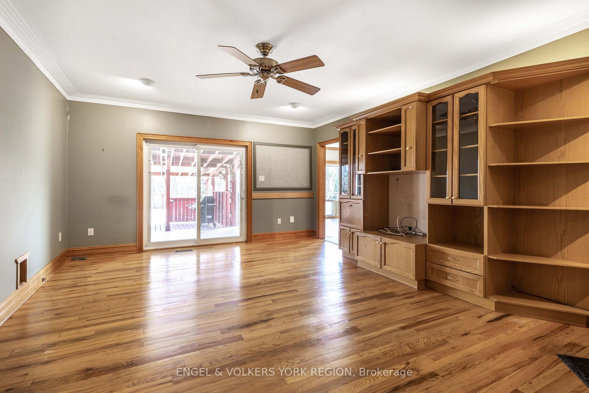 Photo 15 of 450 Stephanie Boulevard, Vaughan, Kleinburg — HOMEH