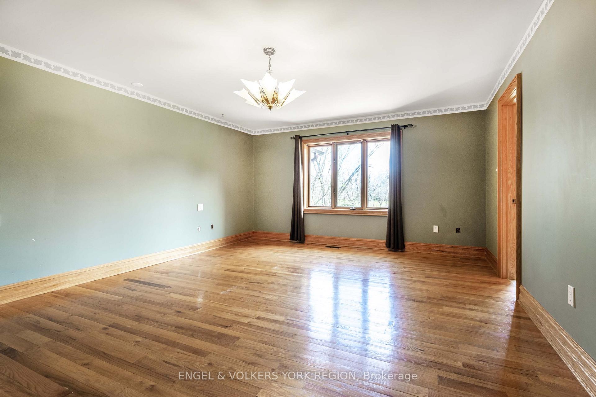 Photo 21 of 450 Stephanie Boulevard, Vaughan, Kleinburg — HOMEH