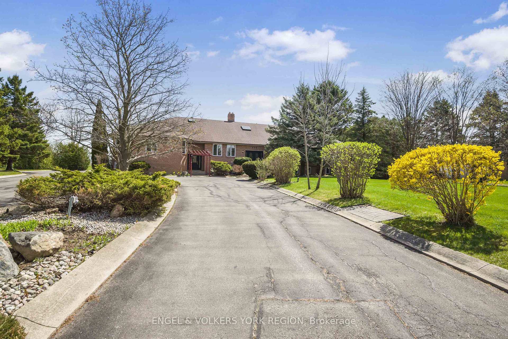 Photo 43 of 450 Stephanie Boulevard, Vaughan, Kleinburg — HOMEH