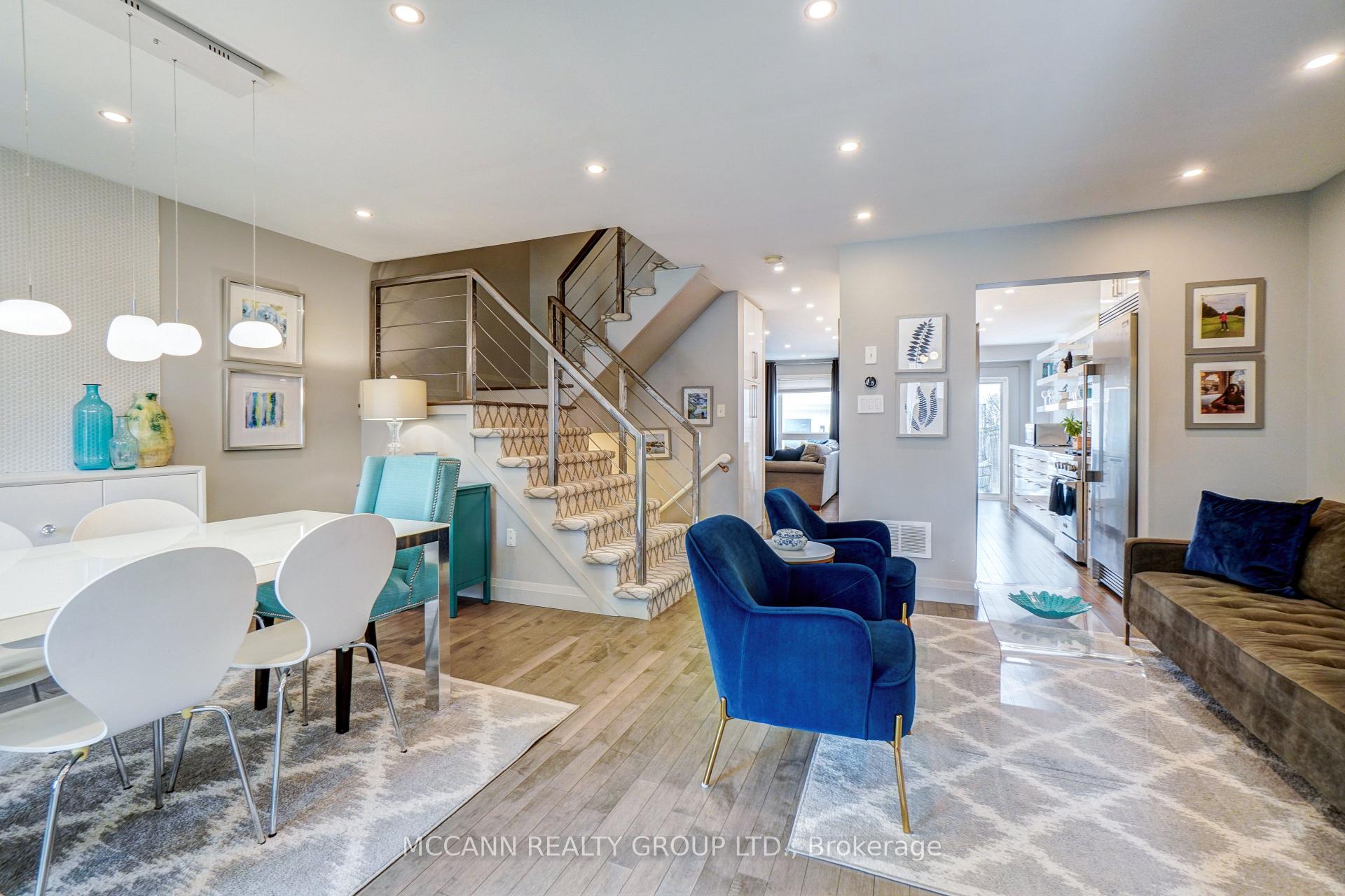 Photo 11 of 142 Carnwith Drive E, Whitby, Brooklin — HOMEH