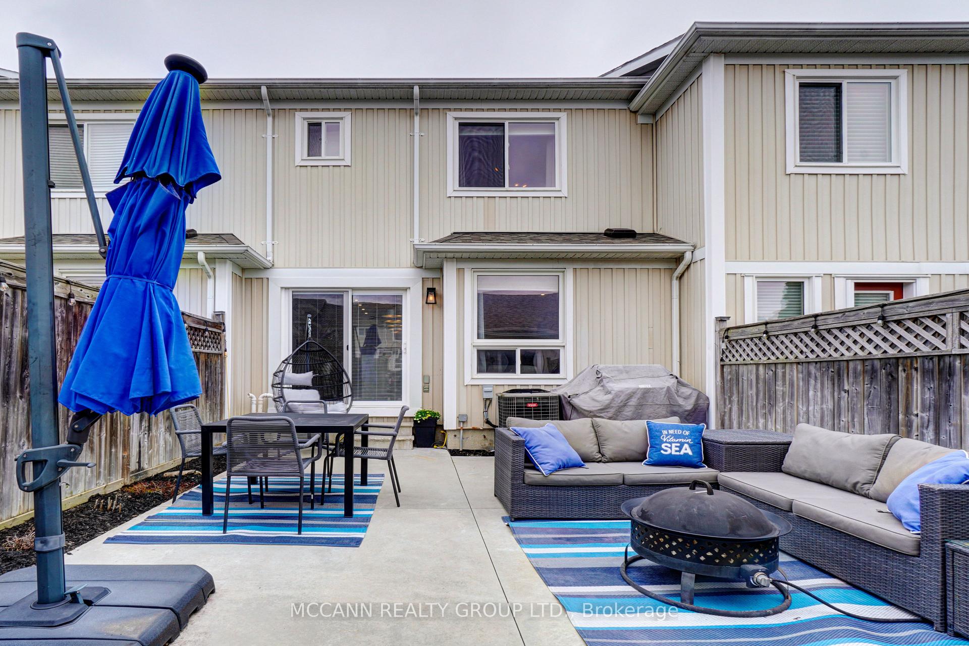 Photo 30 of 142 Carnwith Drive E, Whitby, Brooklin — HOMEH