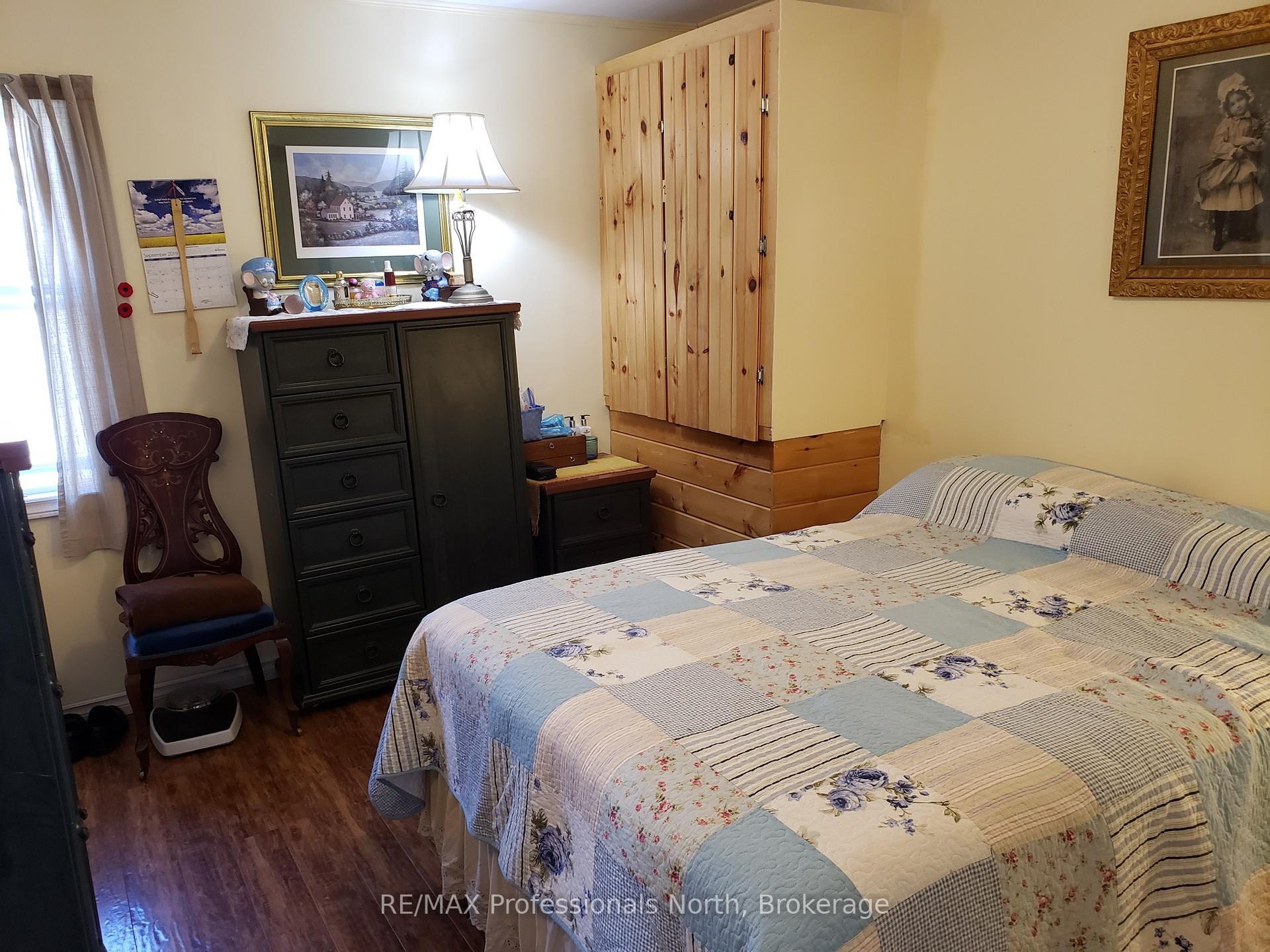 Photo 11 of 148 Main Street, Perry, Novar — HOMEH