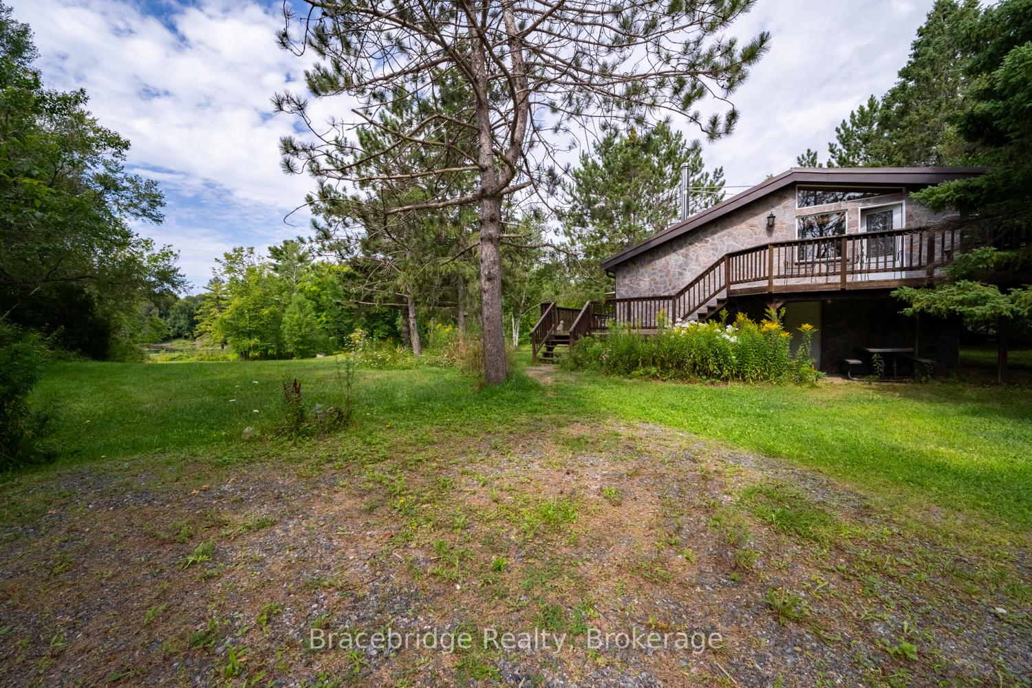 Photo 17 of 9 Riverview Drive, McKellar — HOMEH