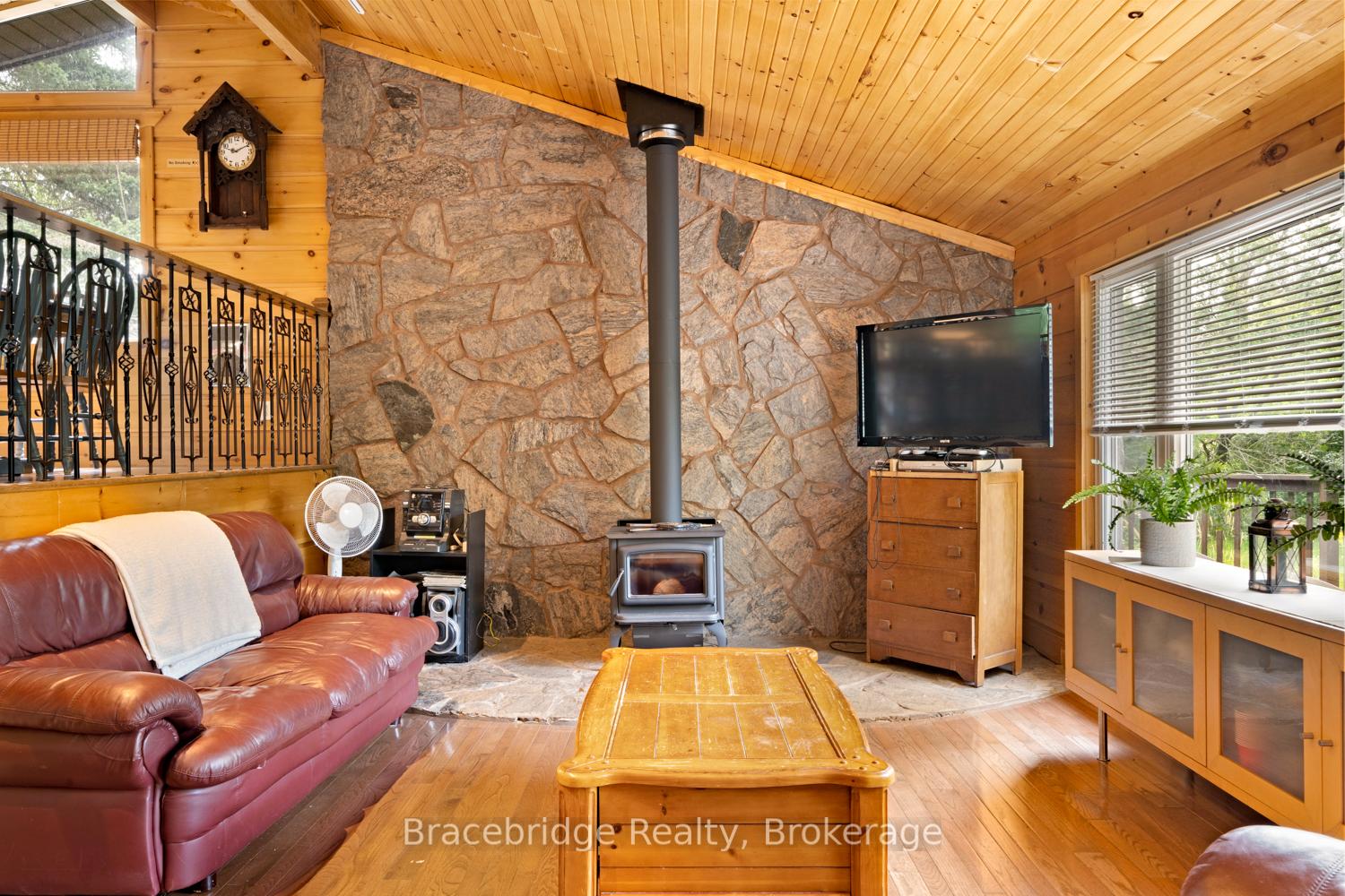 Photo 34 of 9 Riverview Drive, McKellar — HOMEH