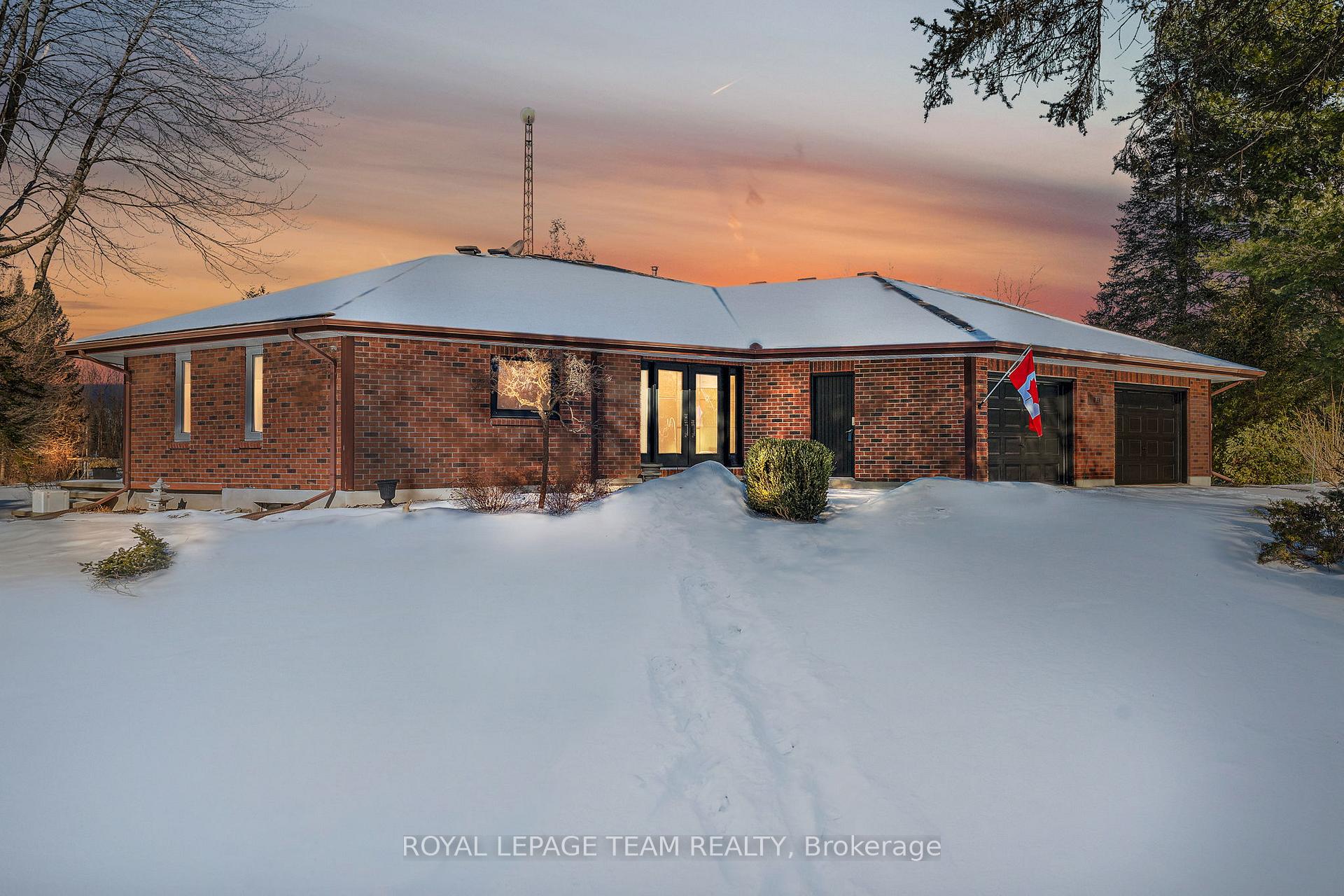 Photo 1 of 1731 Century Road E, Ottawa, Manotick South to Roger Stevens — HOMEH