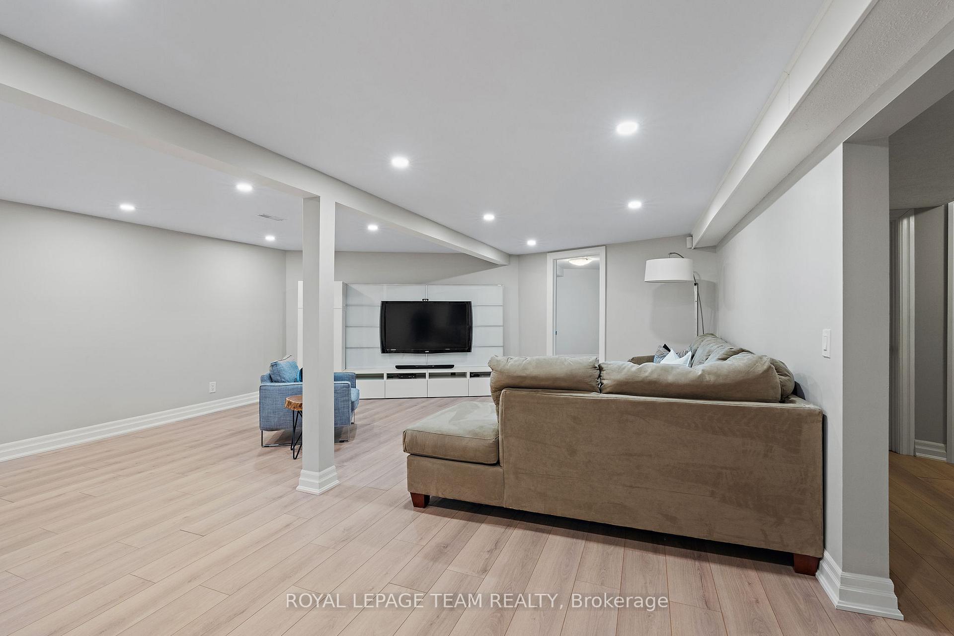 Photo 26 of 1731 Century Road E, Ottawa, Manotick South to Roger Stevens — HOMEH