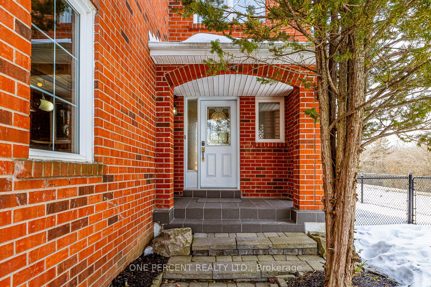 Photo 12 of 15 Sunshade Place, Brampton, Heart Lake West — HOMEH