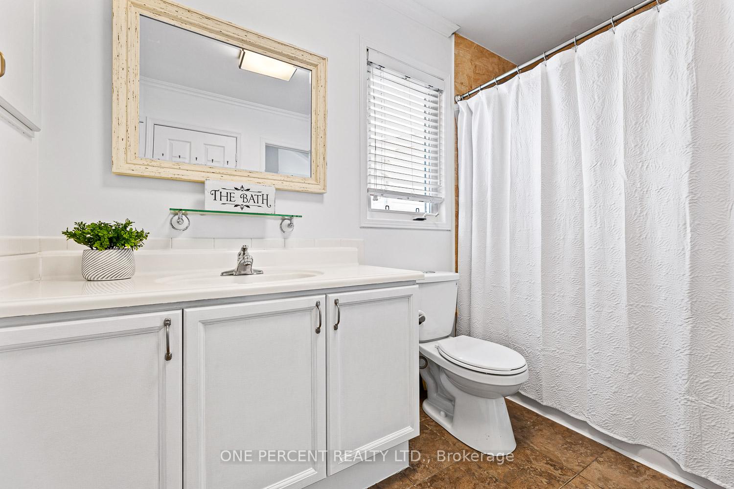 Photo 16 of 15 Sunshade Place, Brampton, Heart Lake West — HOMEH