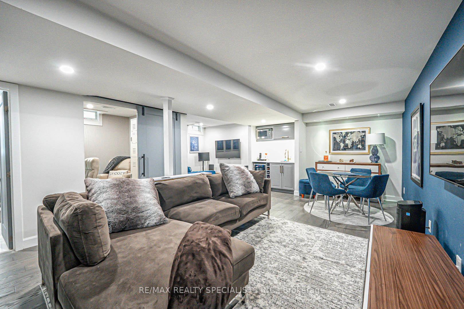 Photo 28 of 28 Brentcliff Drive, Brampton, Fletcher's Meadow — HOMEH