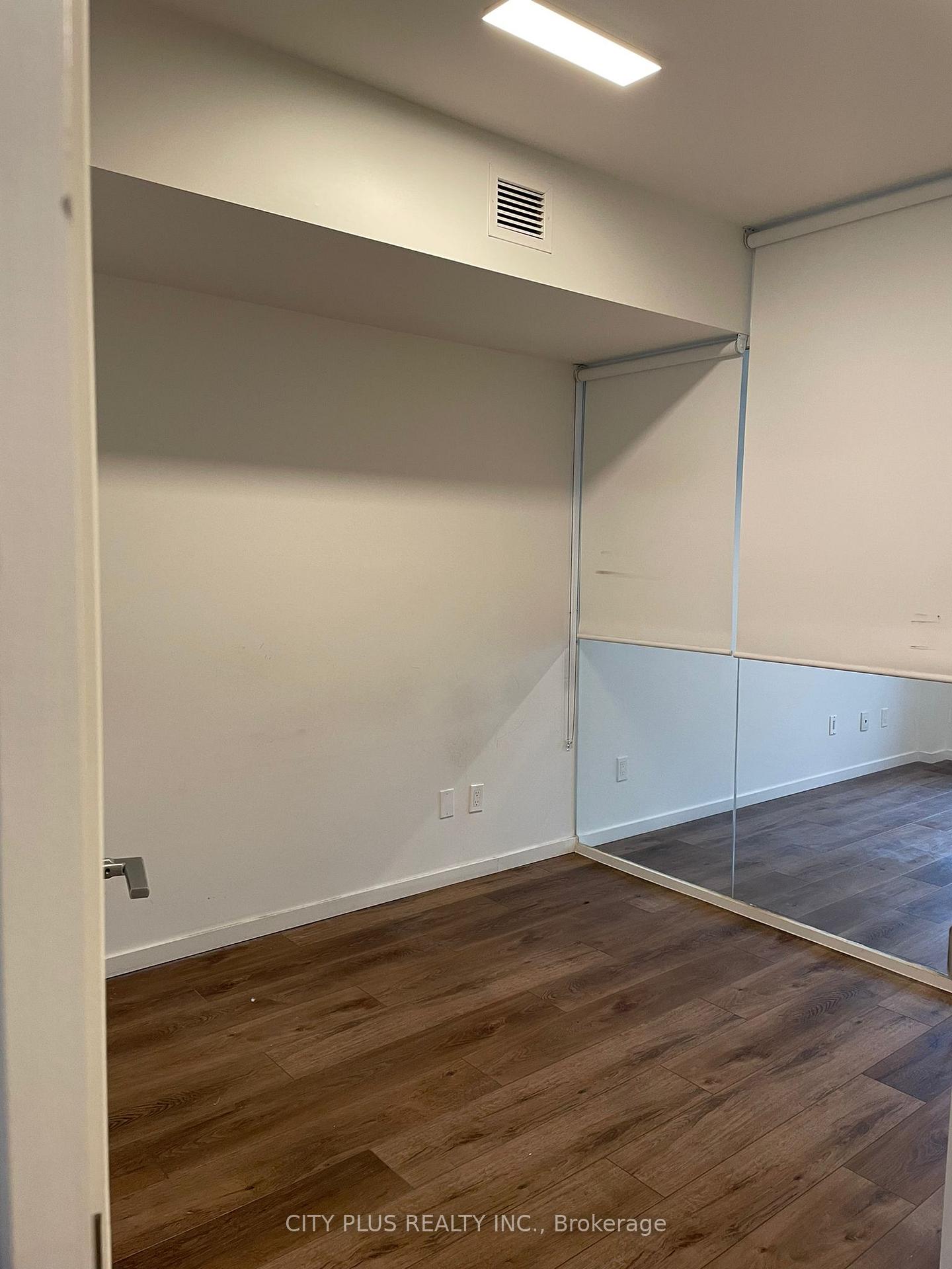 Photo 5 of Unit 301, 377 Broadview Avenue, Toronto, North Riverdale — HOMEH