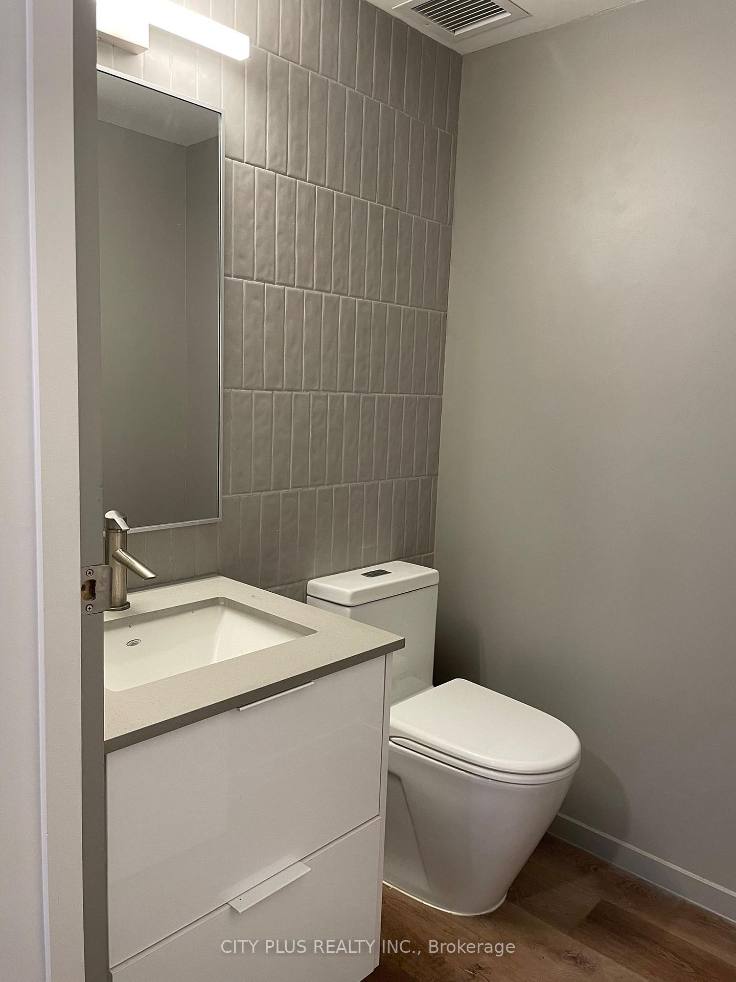 Photo 12 of Unit 301, 377 Broadview Avenue, Toronto, North Riverdale — HOMEH