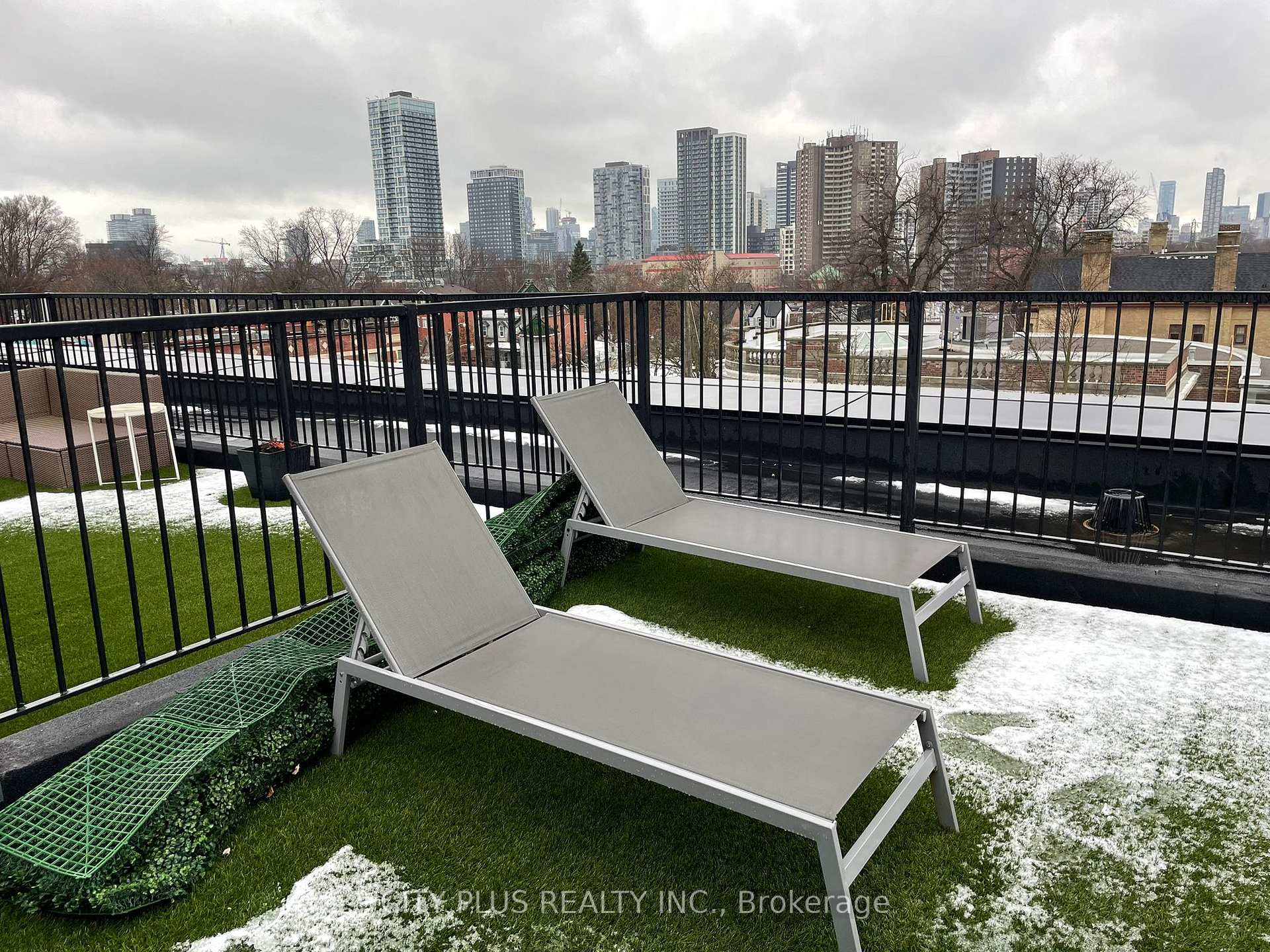 Photo 11 of Unit 301, 377 Broadview Avenue, Toronto, North Riverdale — HOMEH