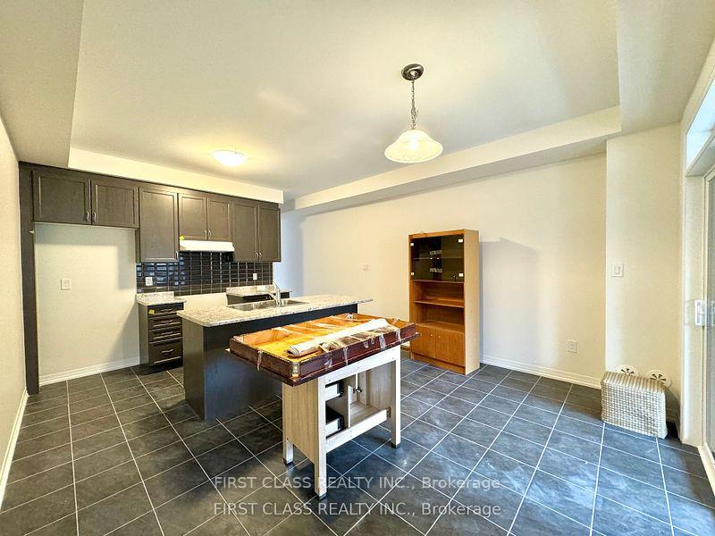 Photo 10 of 6 Sissons Way, Markham, Box Grove — HOMEH