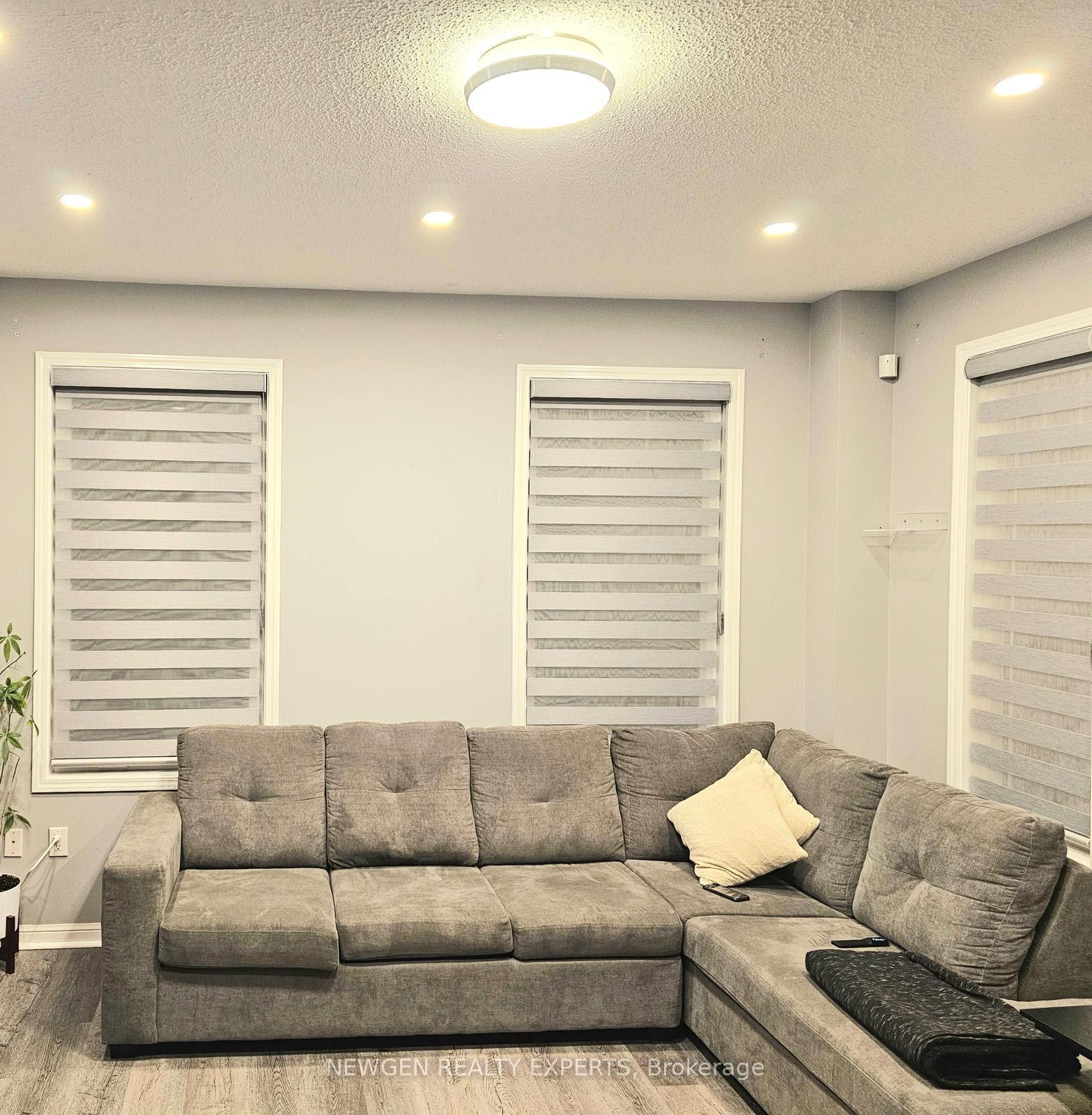 Photo 3 of 144 Terry Fox Street E, Markham, Cornell — HOMEH