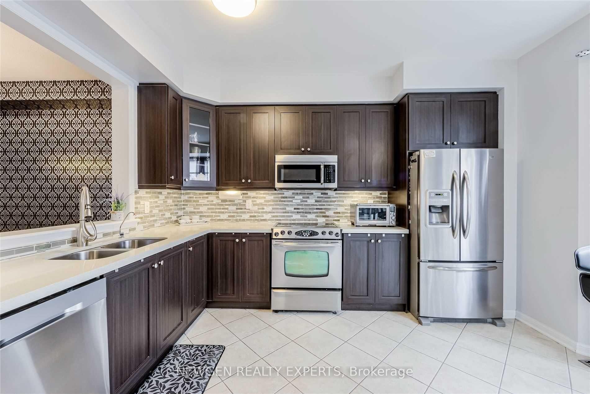 Photo 14 of 144 Terry Fox Street E, Markham, Cornell — HOMEH