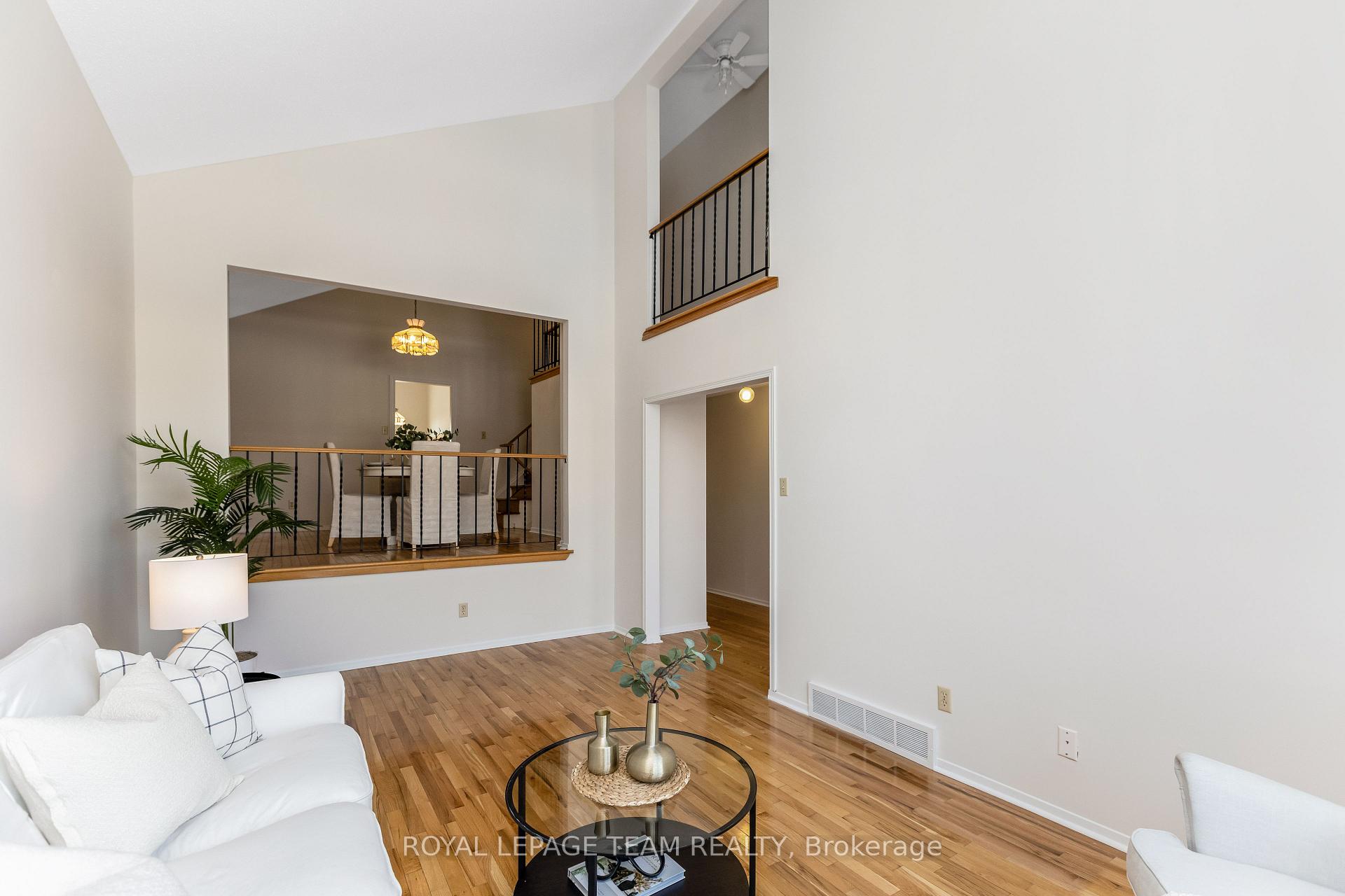 Photo 4 of 38 Riding Way, Ottawa, Kanata - Bridlewood — HOMEH