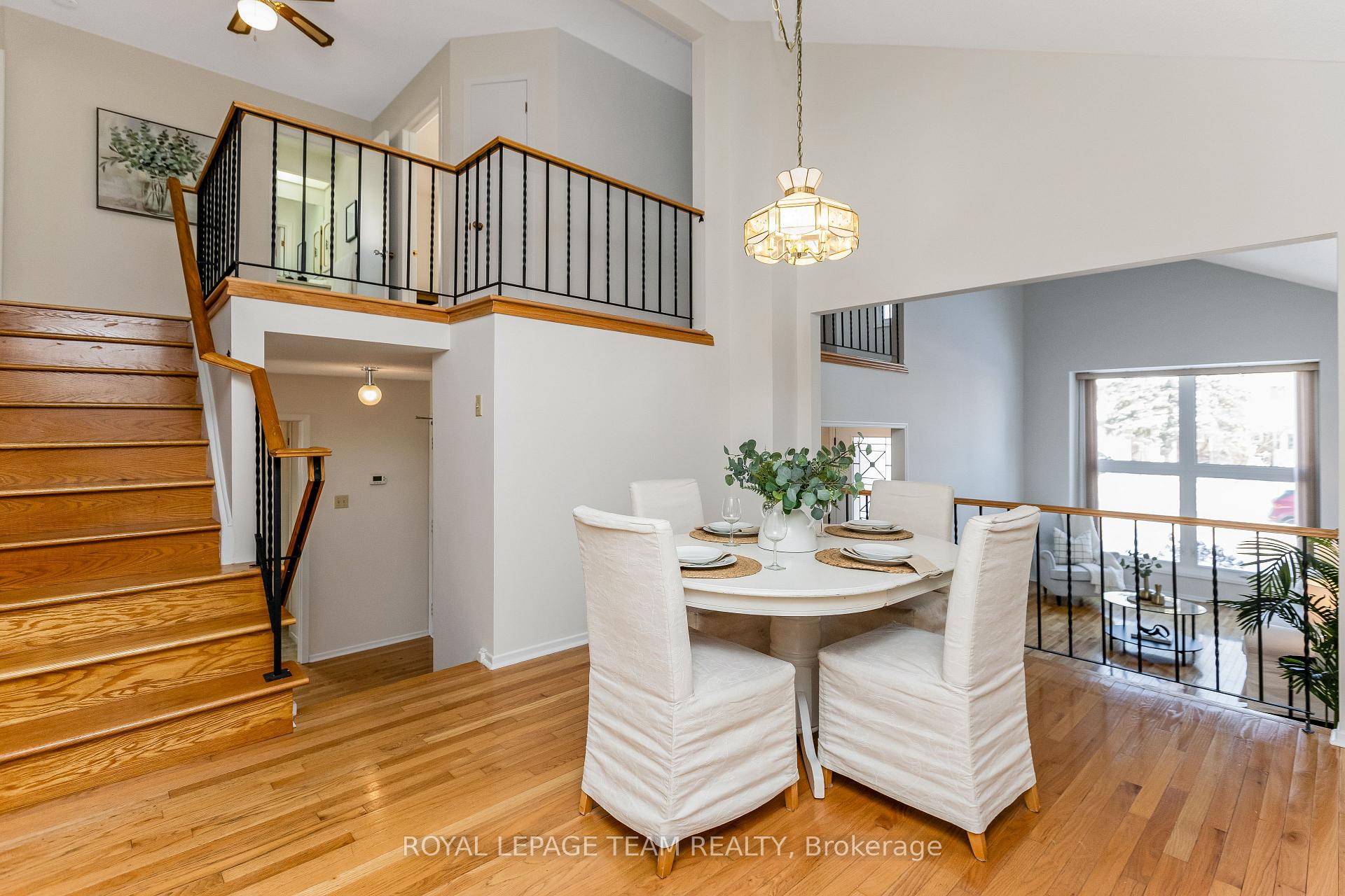 Photo 7 of 38 Riding Way, Ottawa, Kanata - Bridlewood — HOMEH