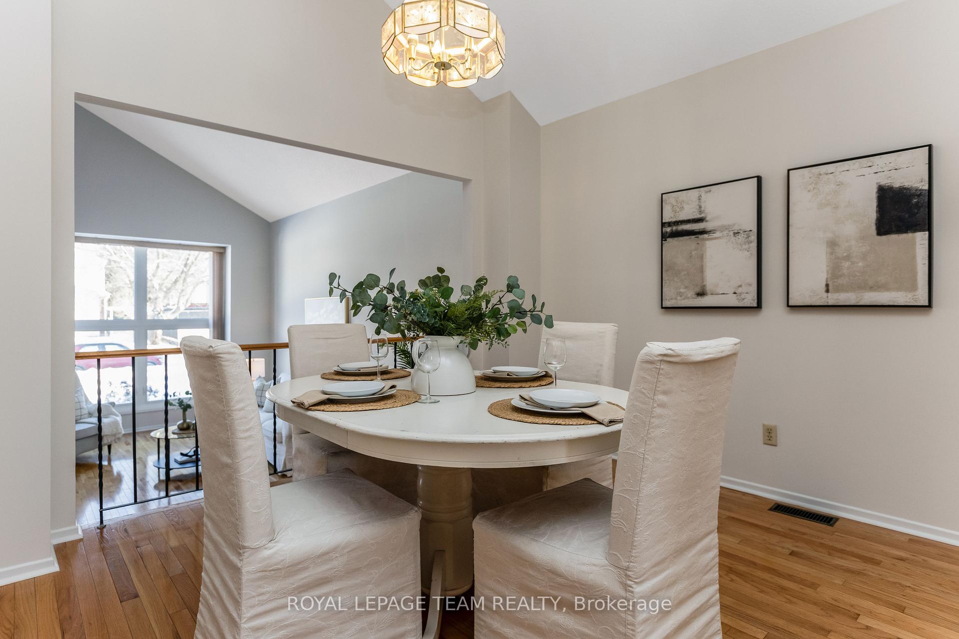 Photo 10 of 38 Riding Way, Ottawa, Kanata - Bridlewood — HOMEH