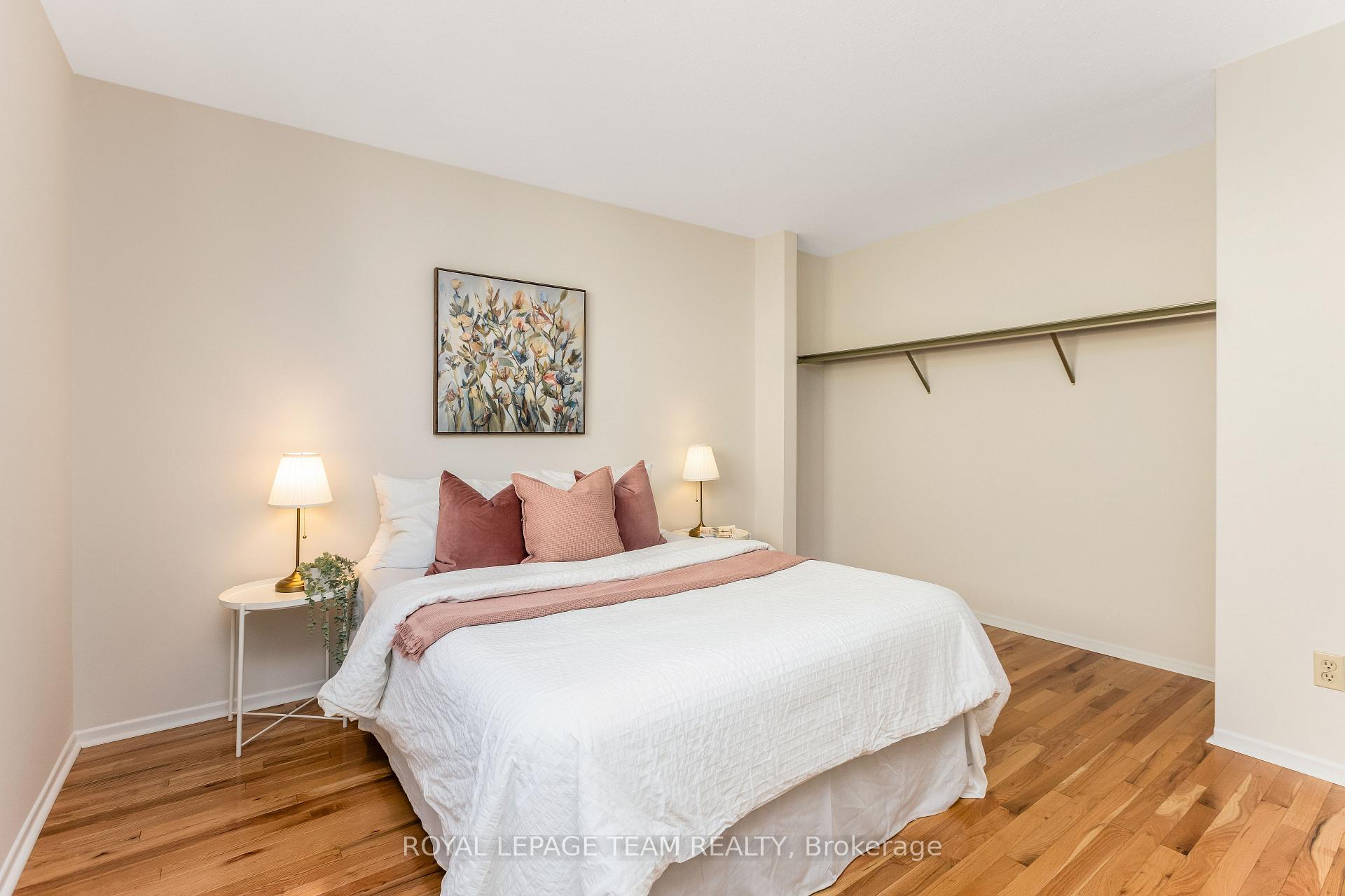 Photo 29 of 38 Riding Way, Ottawa, Kanata - Bridlewood — HOMEH