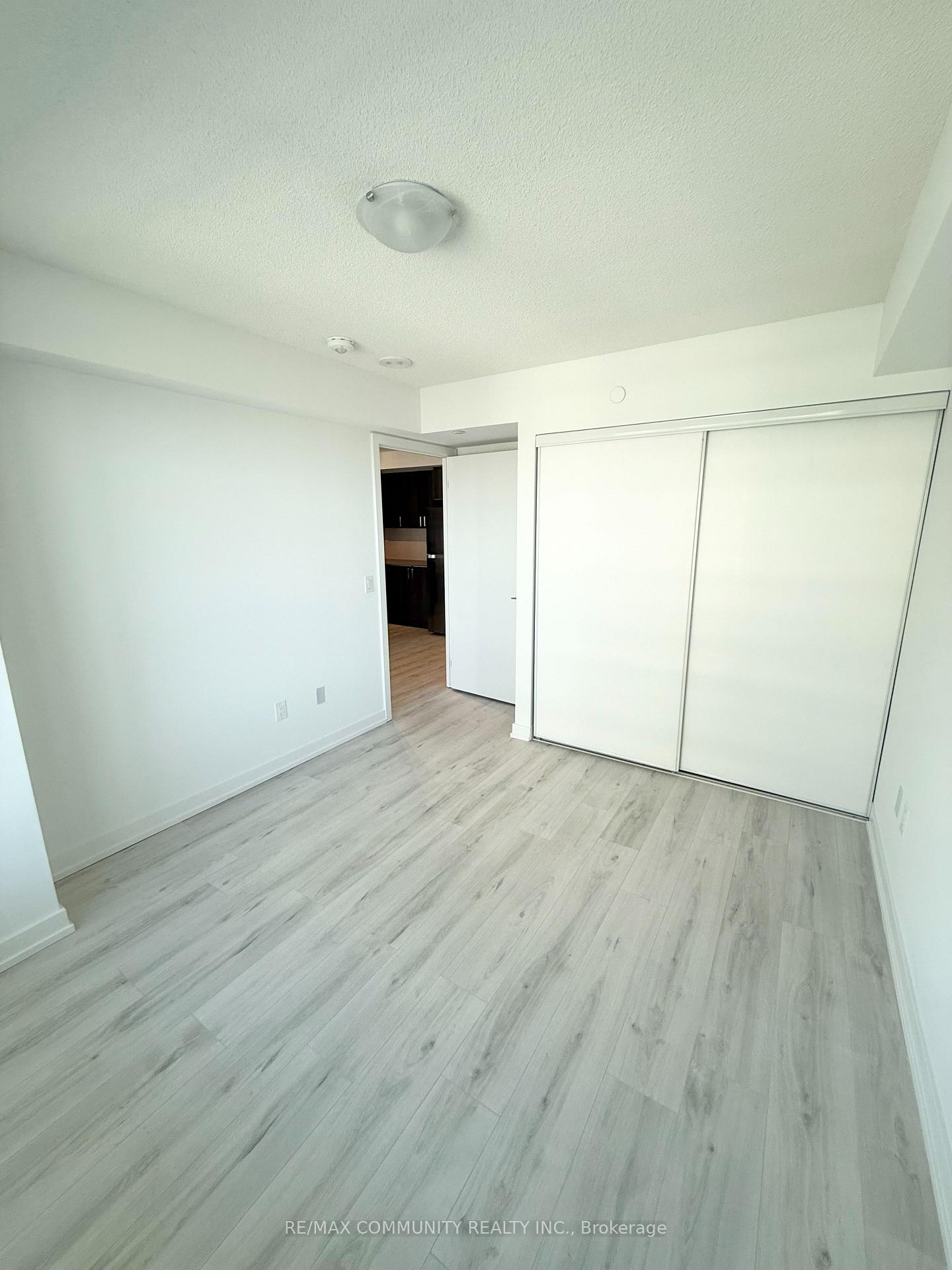 Photo 5 of Unit 1907, 1435 Celebration Drive, Pickering, Bay Ridges — HOMEH