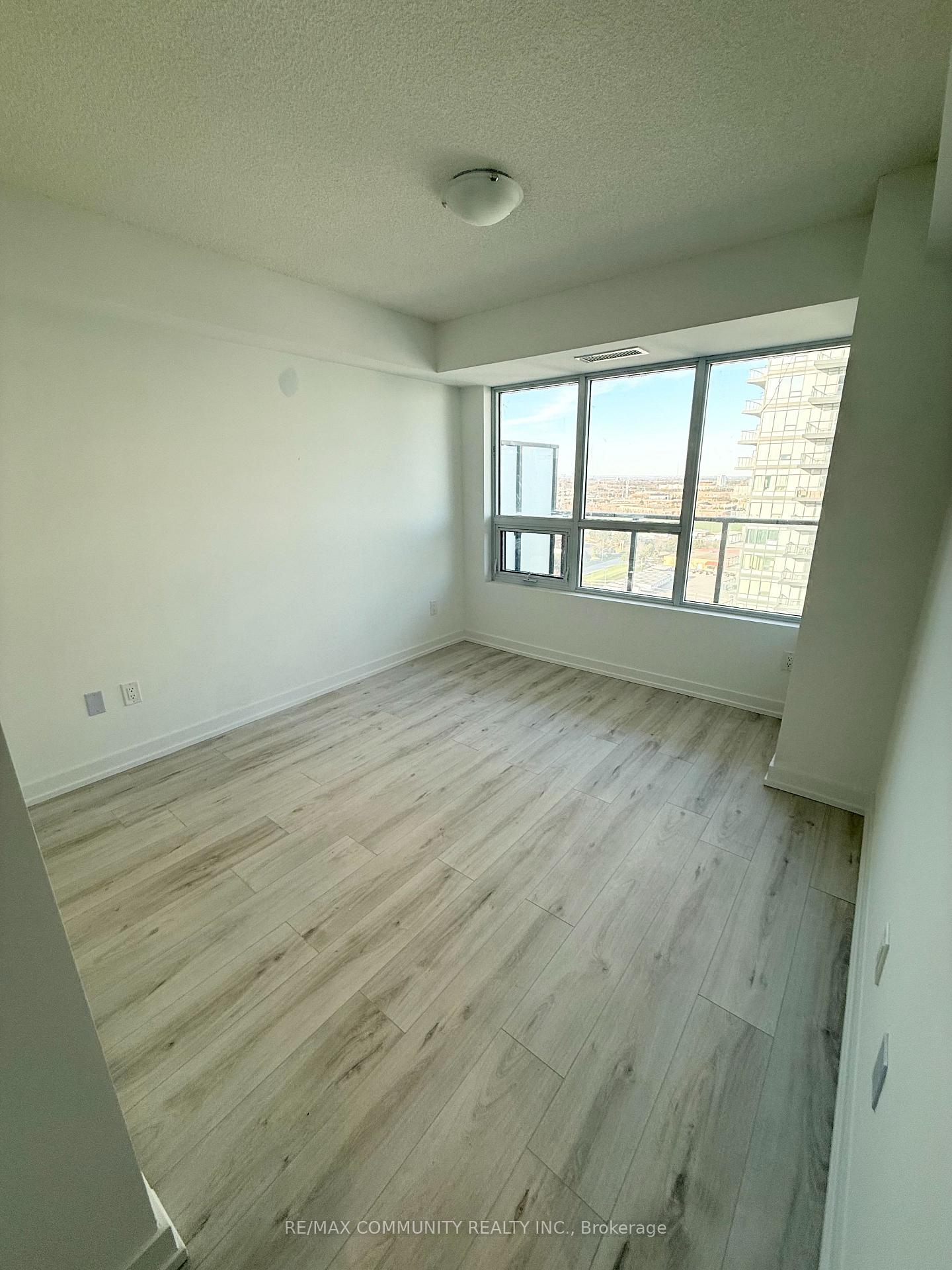Photo 8 of Unit 1907, 1435 Celebration Drive, Pickering, Bay Ridges — HOMEH