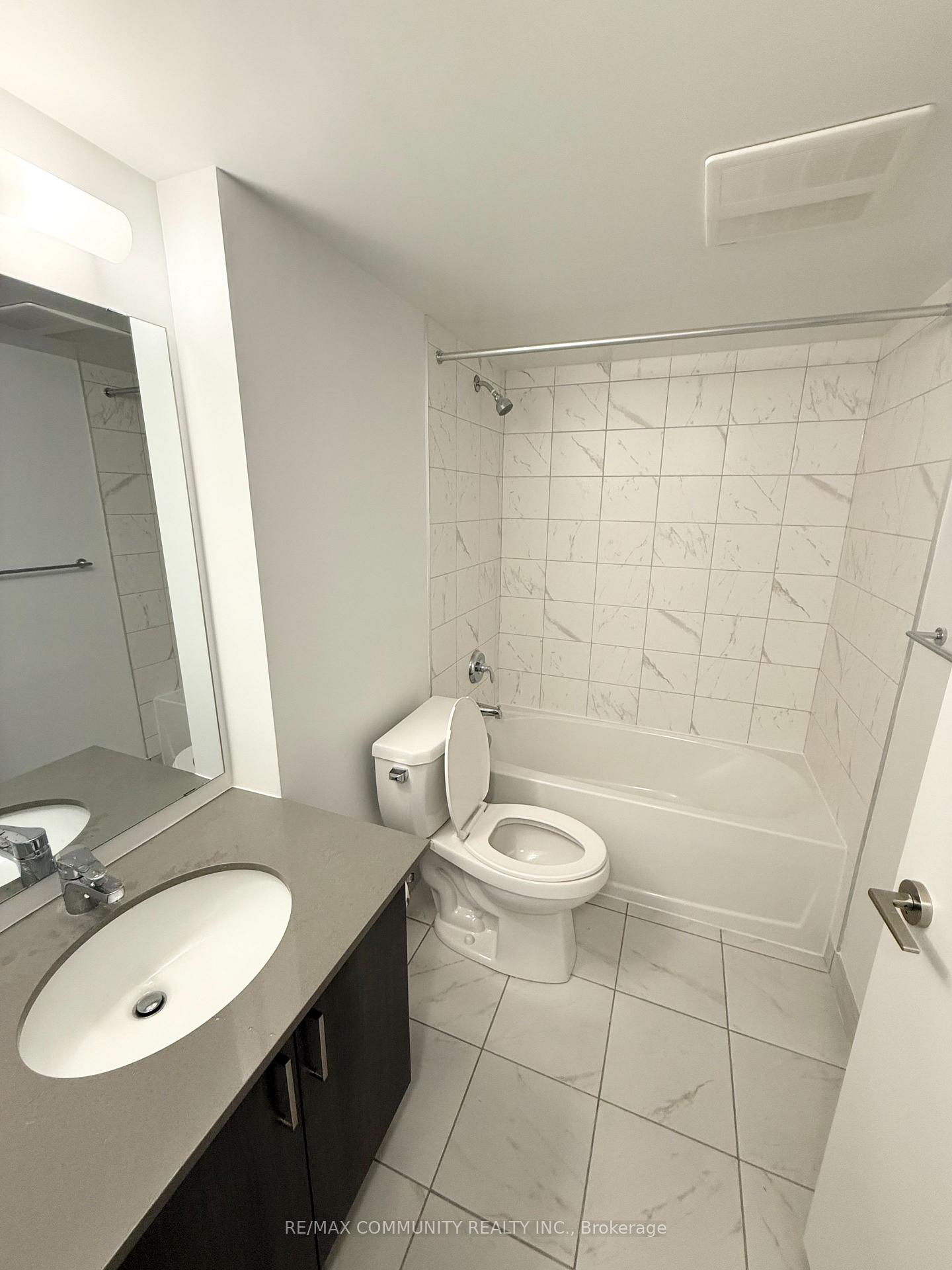 Photo 3 of Unit 1907, 1435 Celebration Drive, Pickering, Bay Ridges — HOMEH