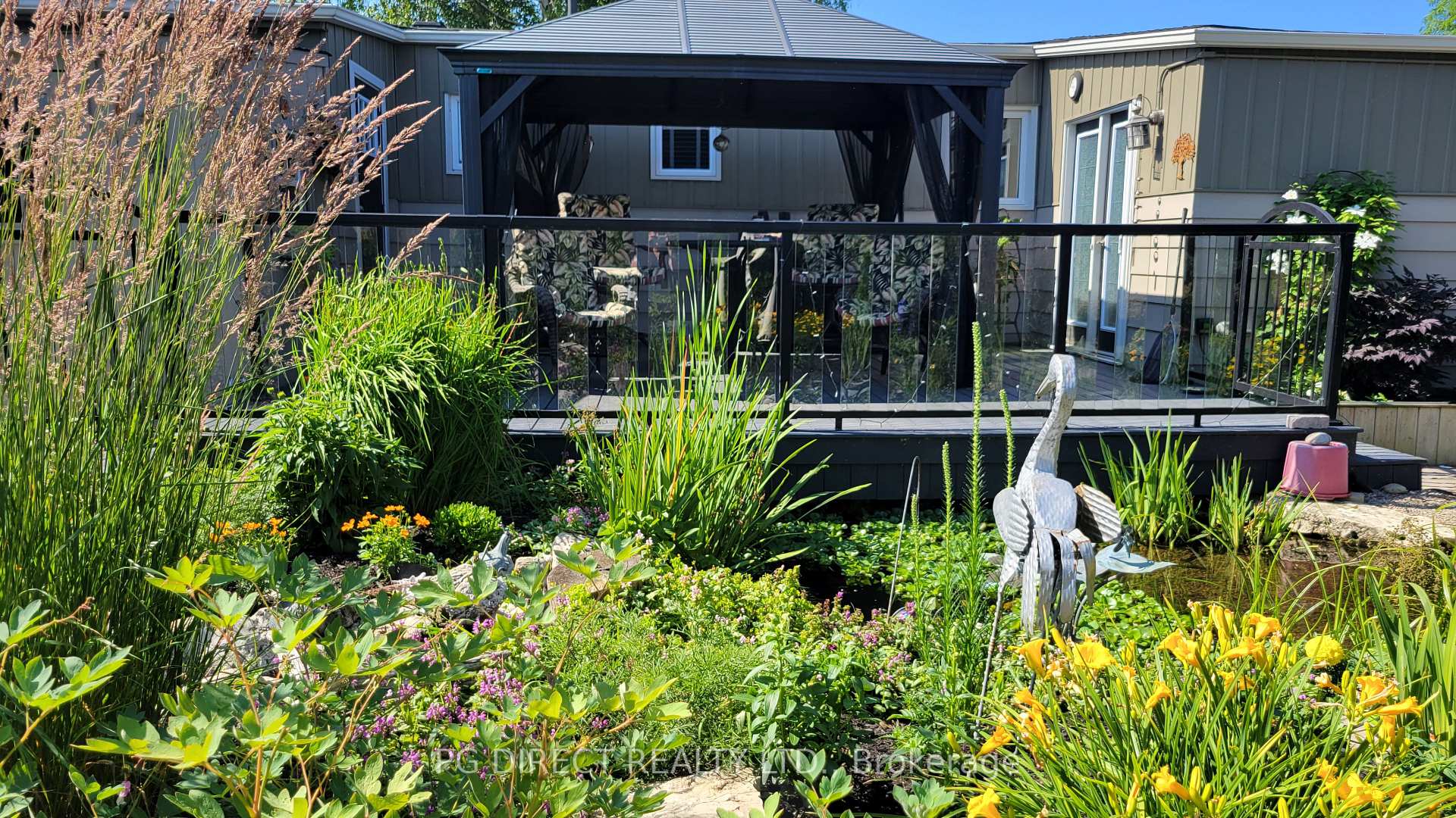 Photo 4 of 51 Fairway Drive, Clarington, Newcastle — HOMEH