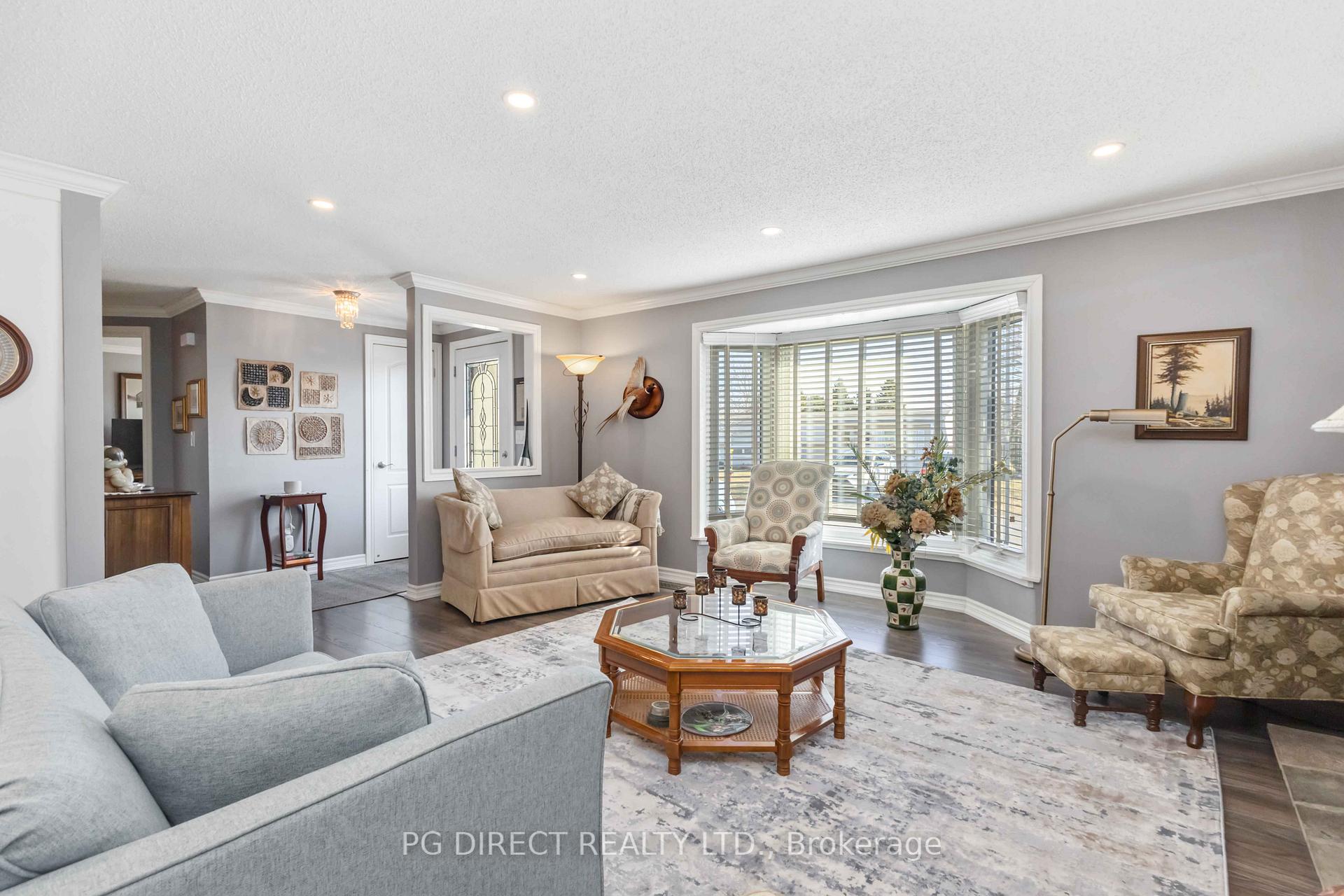 Photo 16 of 51 Fairway Drive, Clarington, Newcastle — HOMEH
