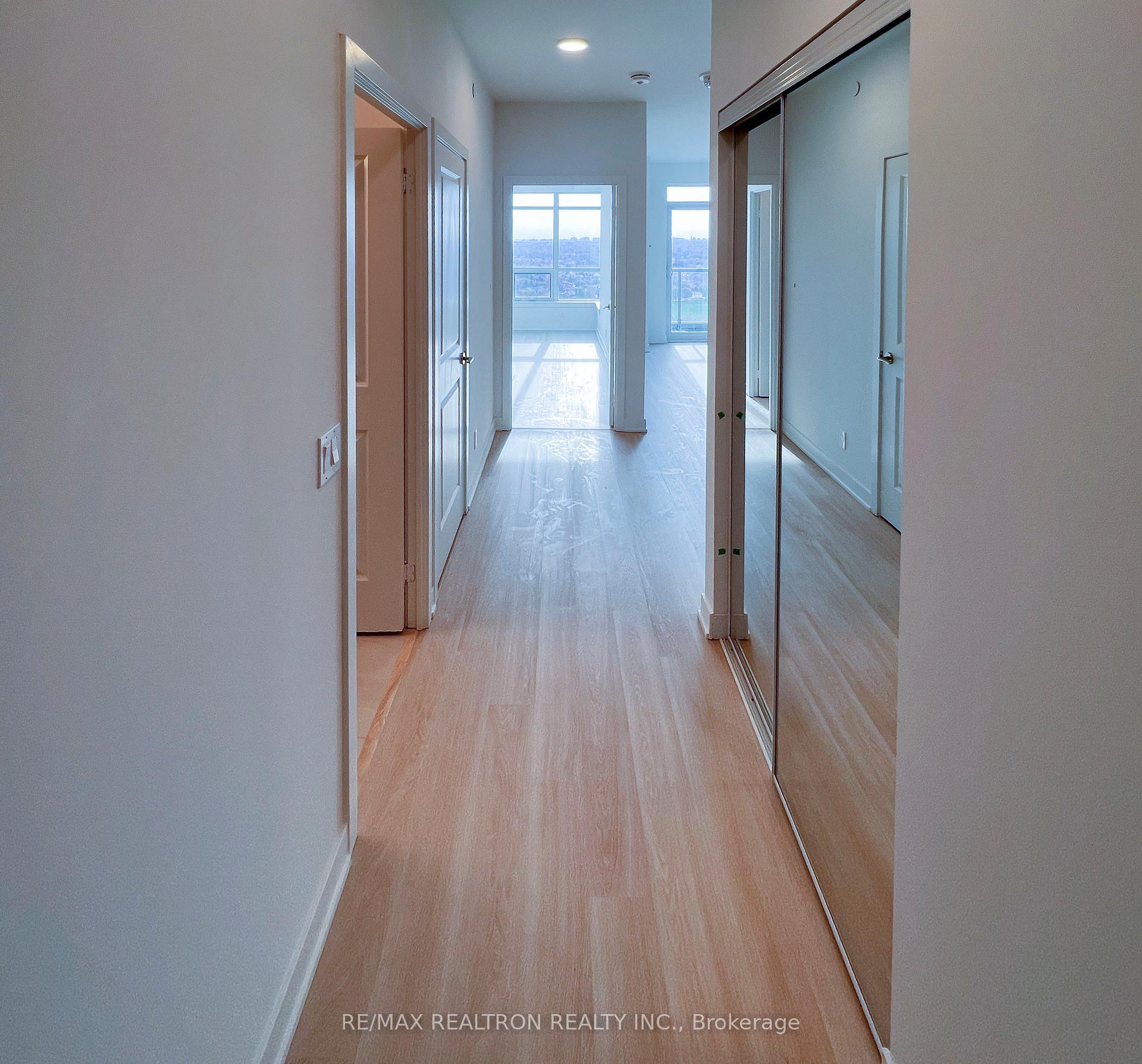 Photo 19 of Unit A1603, 30 Upper Mall Way, Vaughan, Brownridge — HOMEH