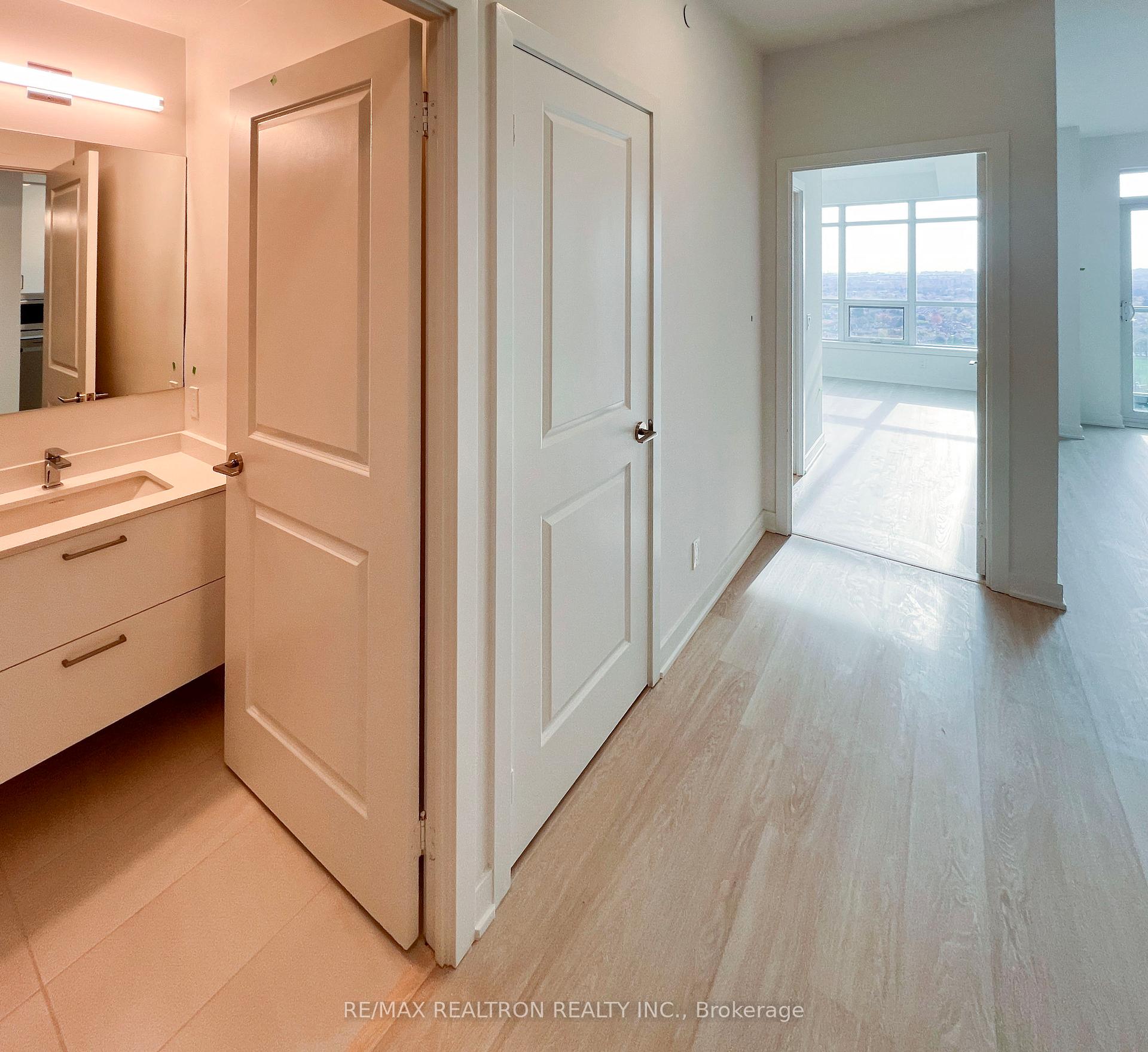 Photo 20 of Unit A1603, 30 Upper Mall Way, Vaughan, Brownridge — HOMEH