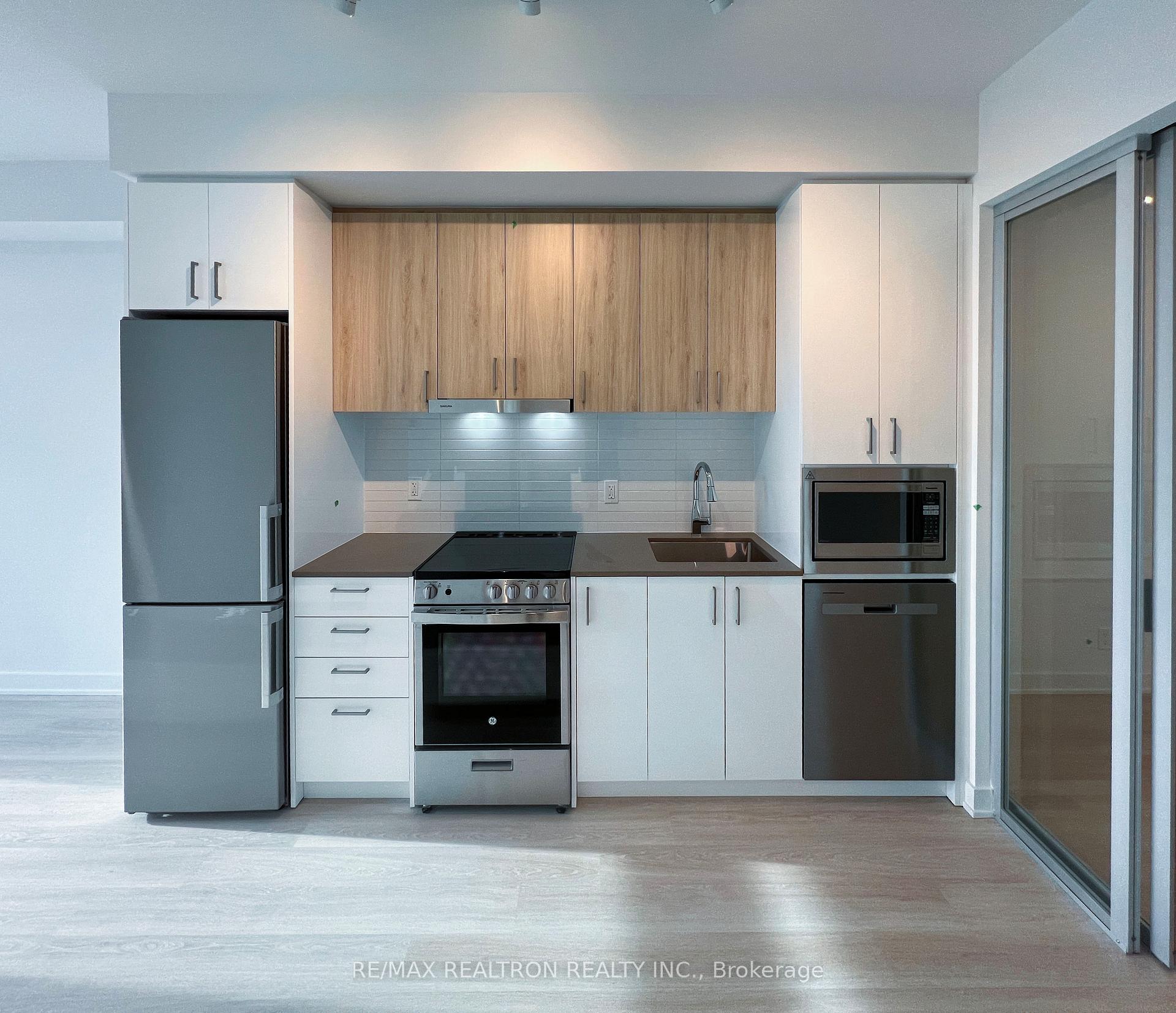 Photo 14 of Unit A1603, 30 Upper Mall Way, Vaughan, Brownridge — HOMEH