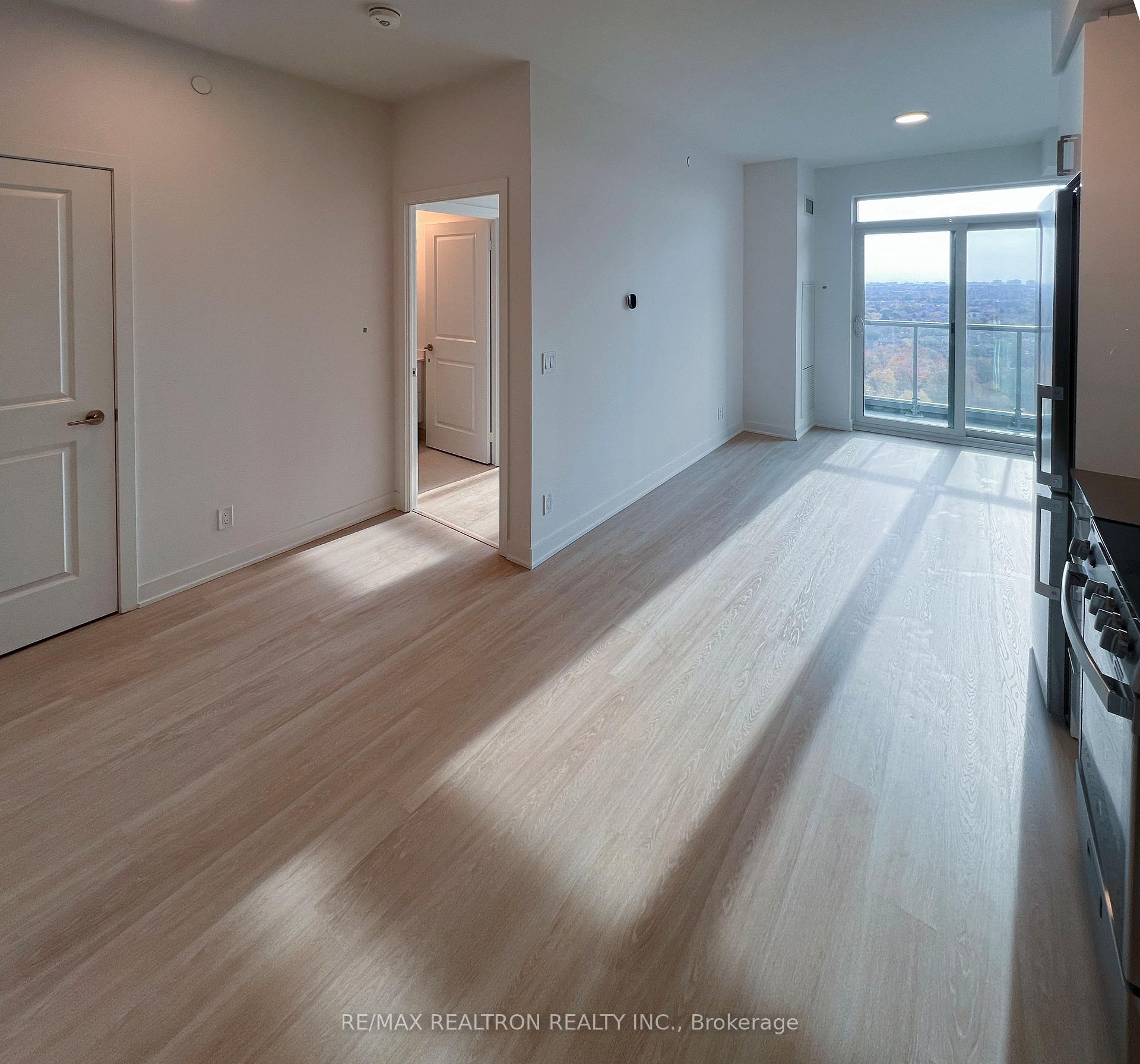 Photo 15 of Unit A1603, 30 Upper Mall Way, Vaughan, Brownridge — HOMEH