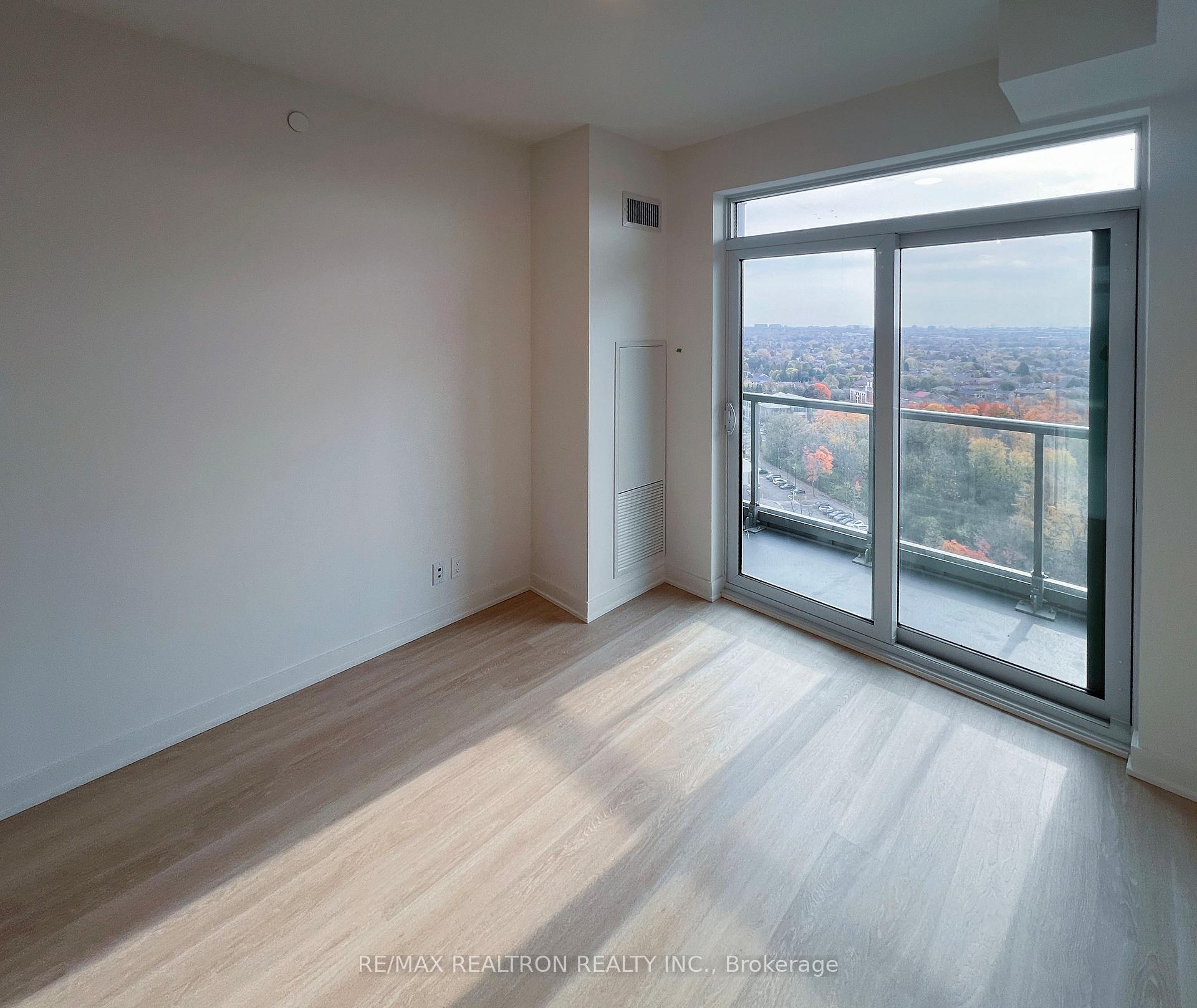 Photo 12 of Unit A1603, 30 Upper Mall Way, Vaughan, Brownridge — HOMEH