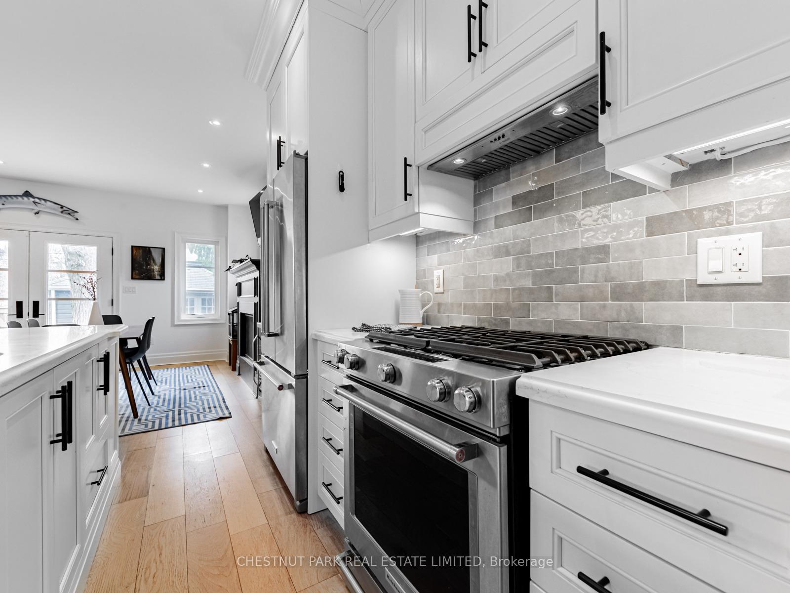 Photo 17 of 15 St Hubert Avenue, Toronto, Danforth Village-East York — HOMEH