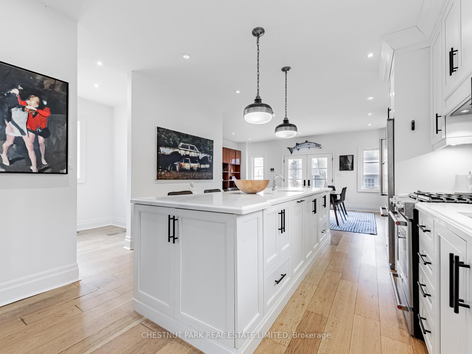 Photo 7 of 15 St Hubert Avenue, Toronto, Danforth Village-East York — HOMEH