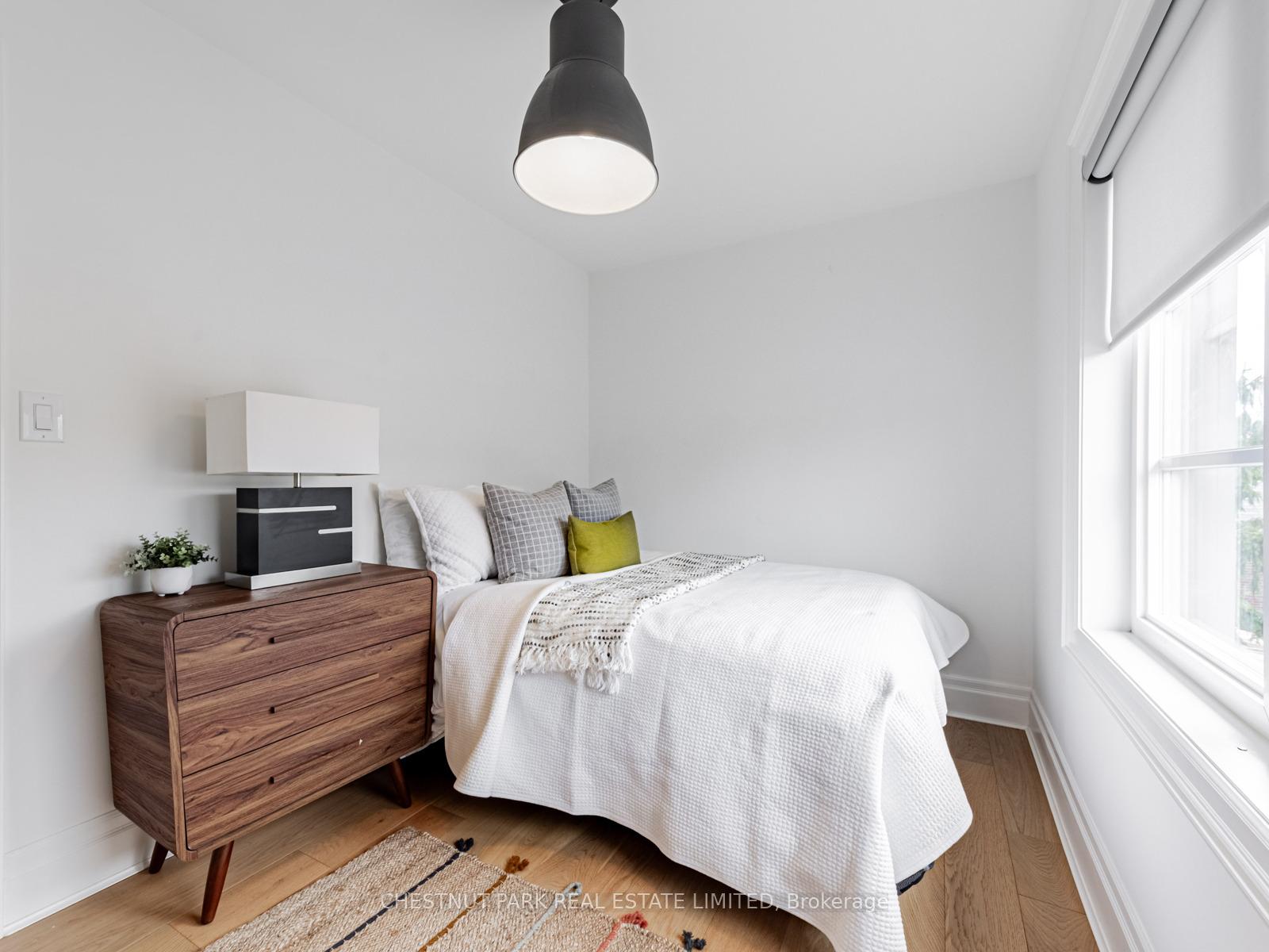 Photo 14 of 15 St Hubert Avenue, Toronto, Danforth Village-East York — HOMEH