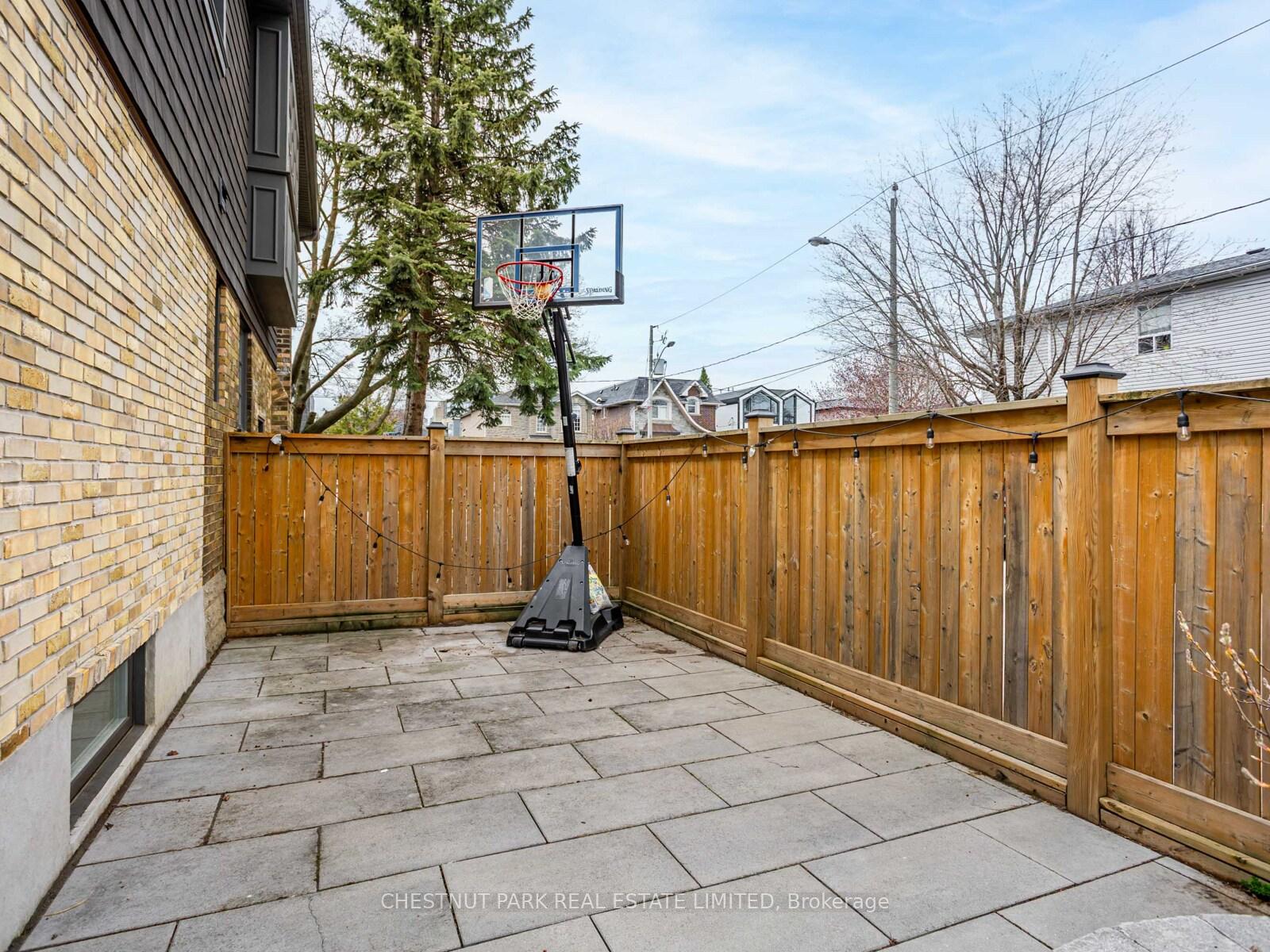 Photo 37 of 15 St Hubert Avenue, Toronto, Danforth Village-East York — HOMEH